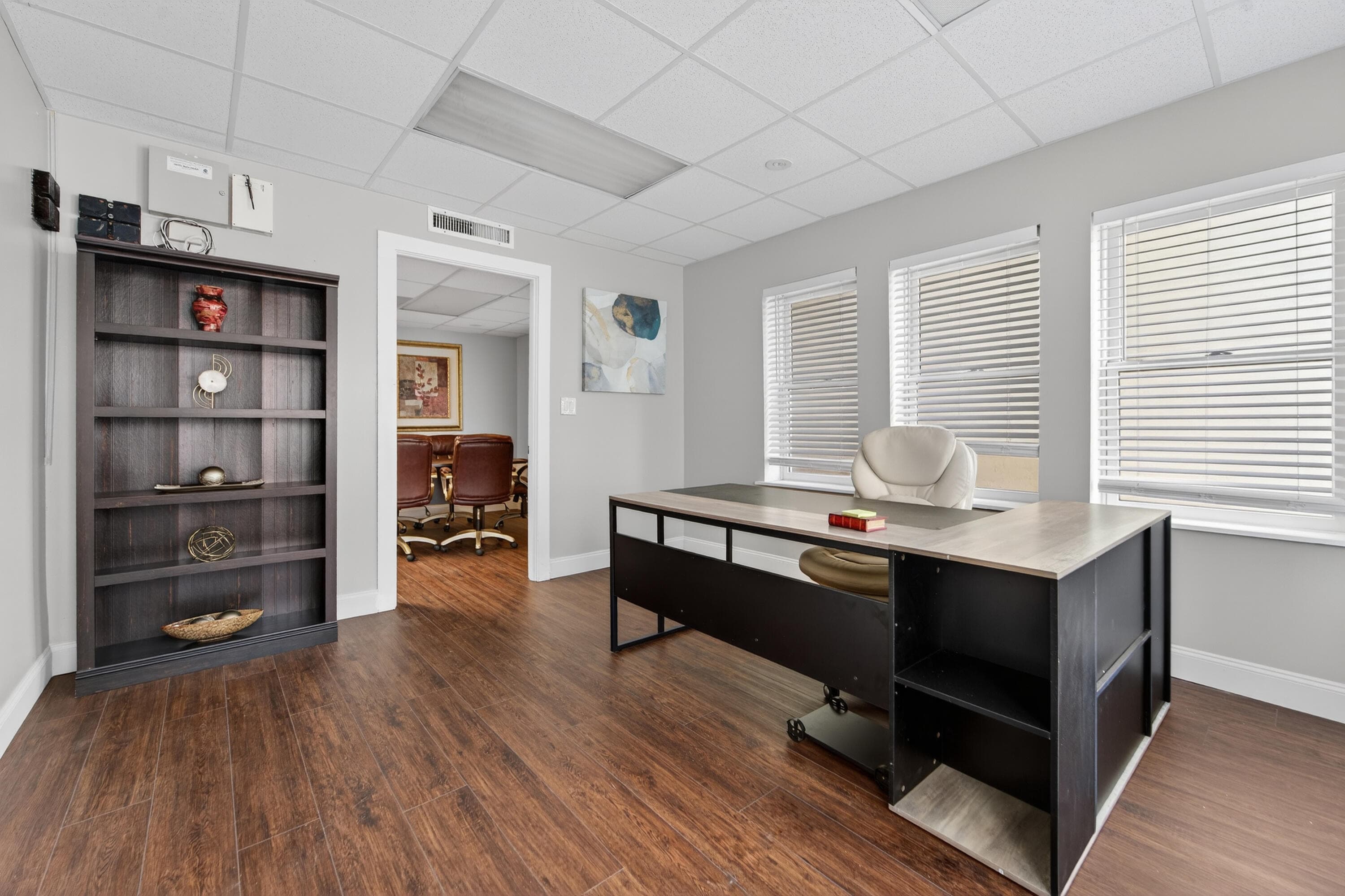 120 S Olive Avenue 303, West Palm Beach, FL 33401 — photo 4 of 28