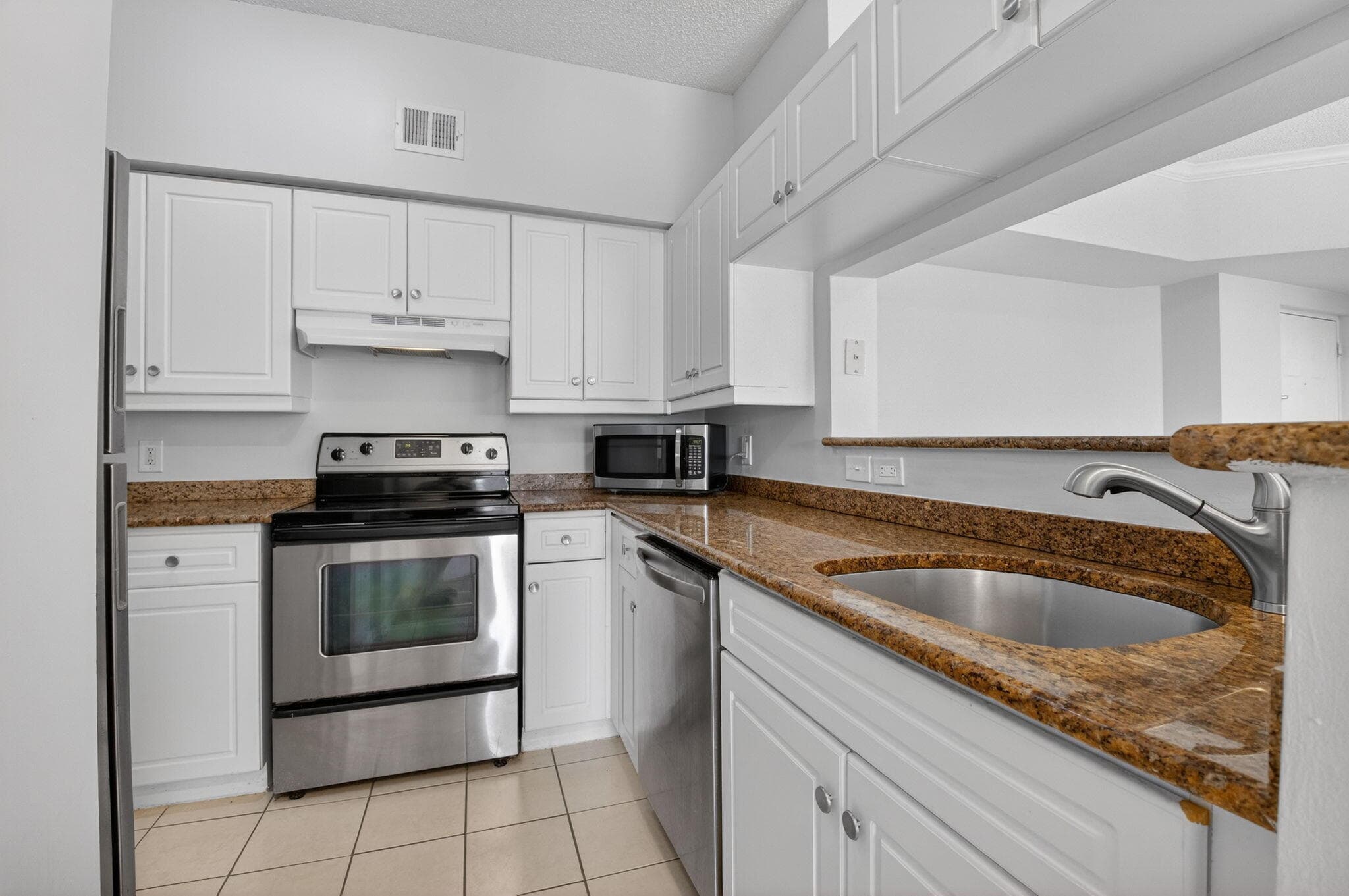 3421 Tuscany Way, Boynton Beach, FL 33435 — photo 13 of 104