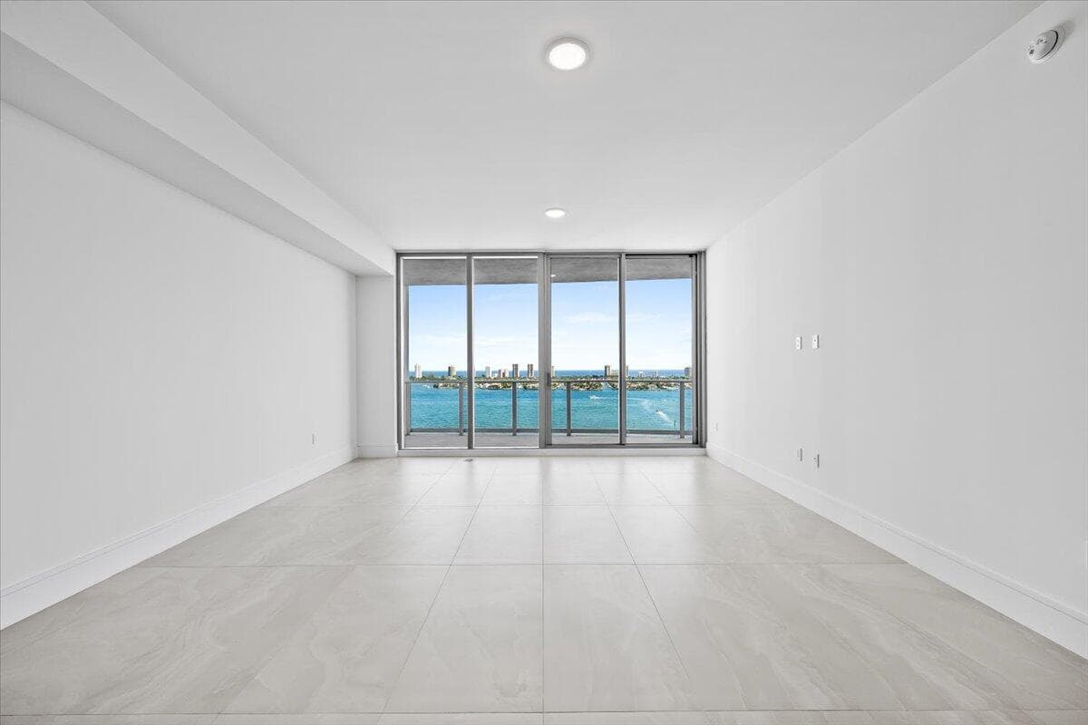 220 Lake Shore Drive 1706, Lake Park, FL 33403 — photo 6 of 25