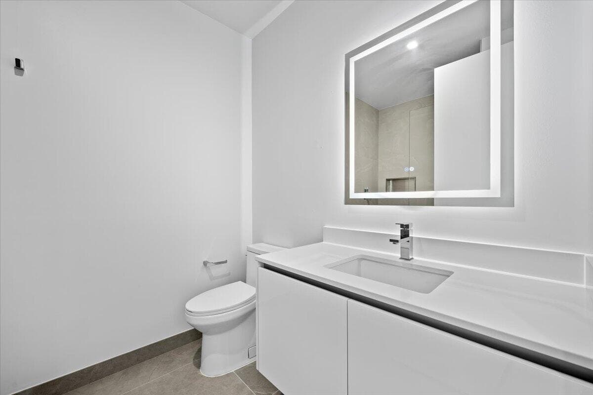 220 Lake Shore Drive 1706, Lake Park, FL 33403 — photo 18 of 25