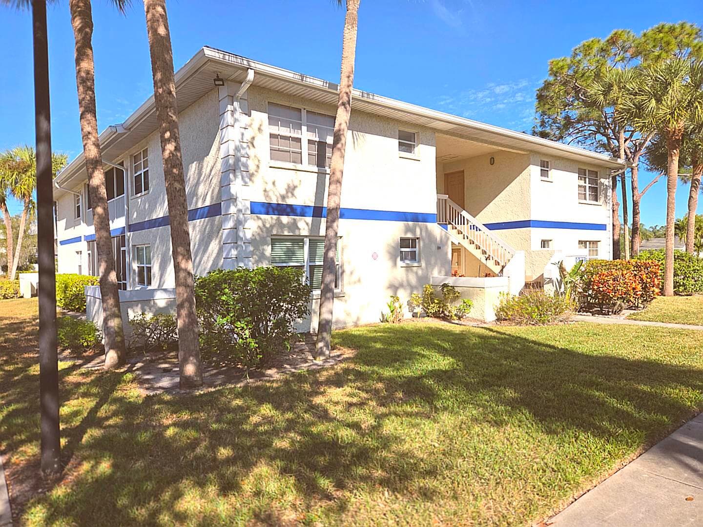 1524 SE Royal Green Circle Q-202, Port St. Lucie, FL 34952 — photo 1 of 36