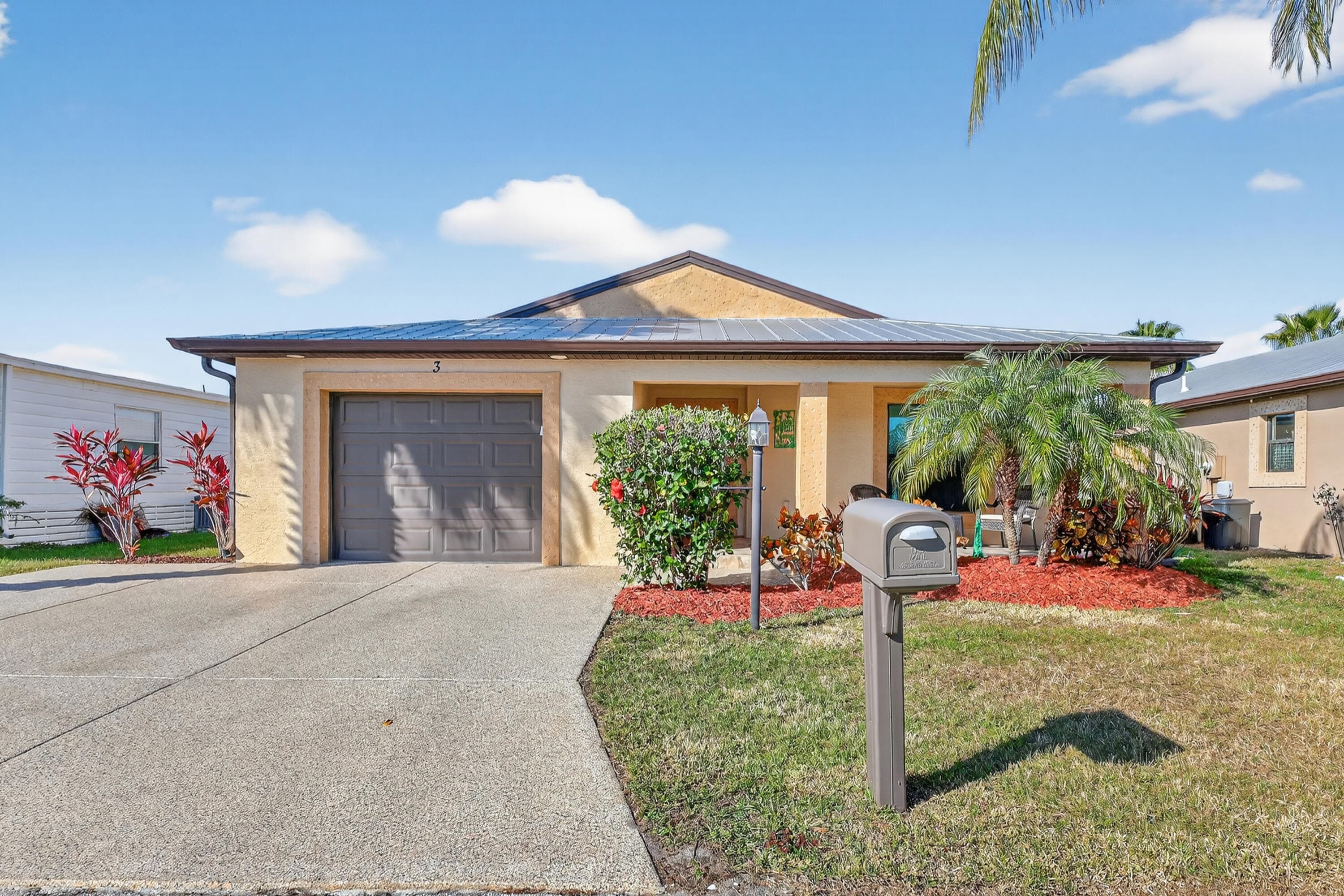 3 Los Gatos Lane, Port St. Lucie, FL 34952 — photo 4 of 51