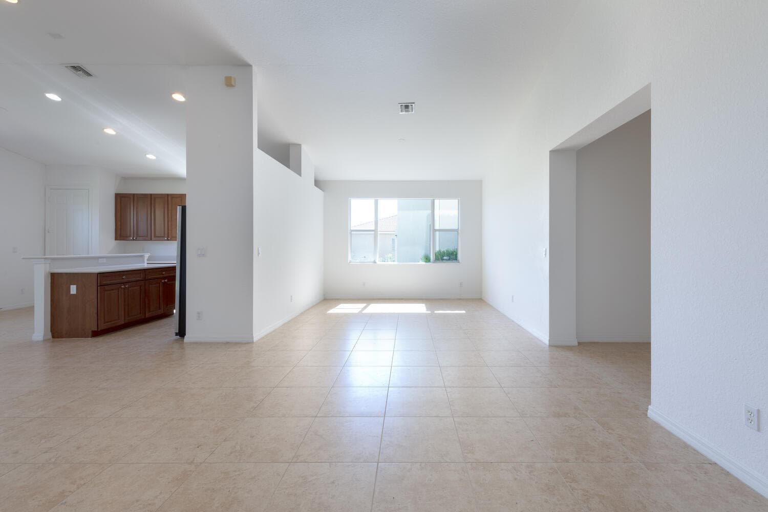 754 Aberfoyle Avenue, Fort Pierce, FL 34947 — photo 7 of 19