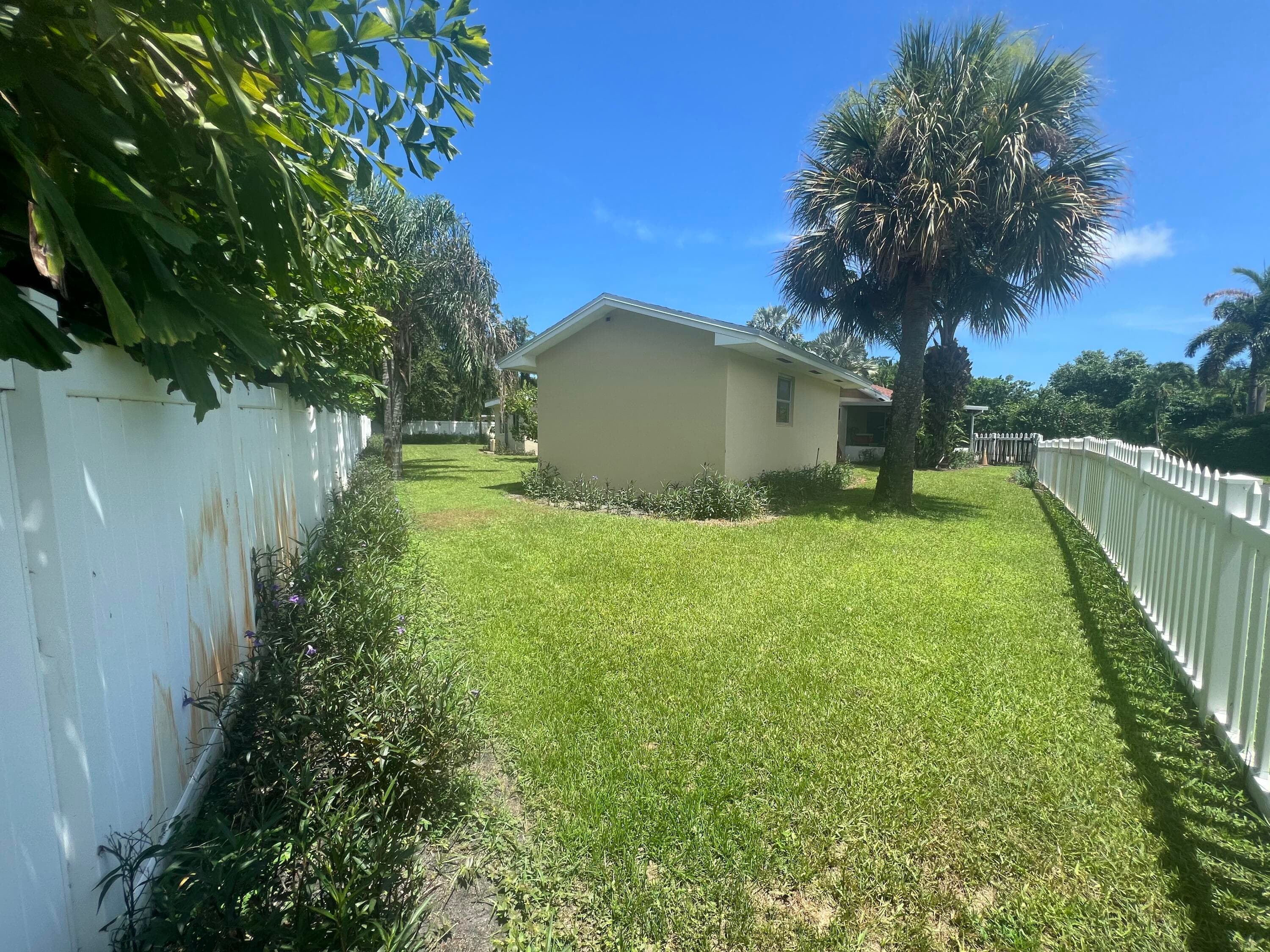 2081 Joy Rene Lane, North Palm Beach, FL 33408 — photo 10 of 56