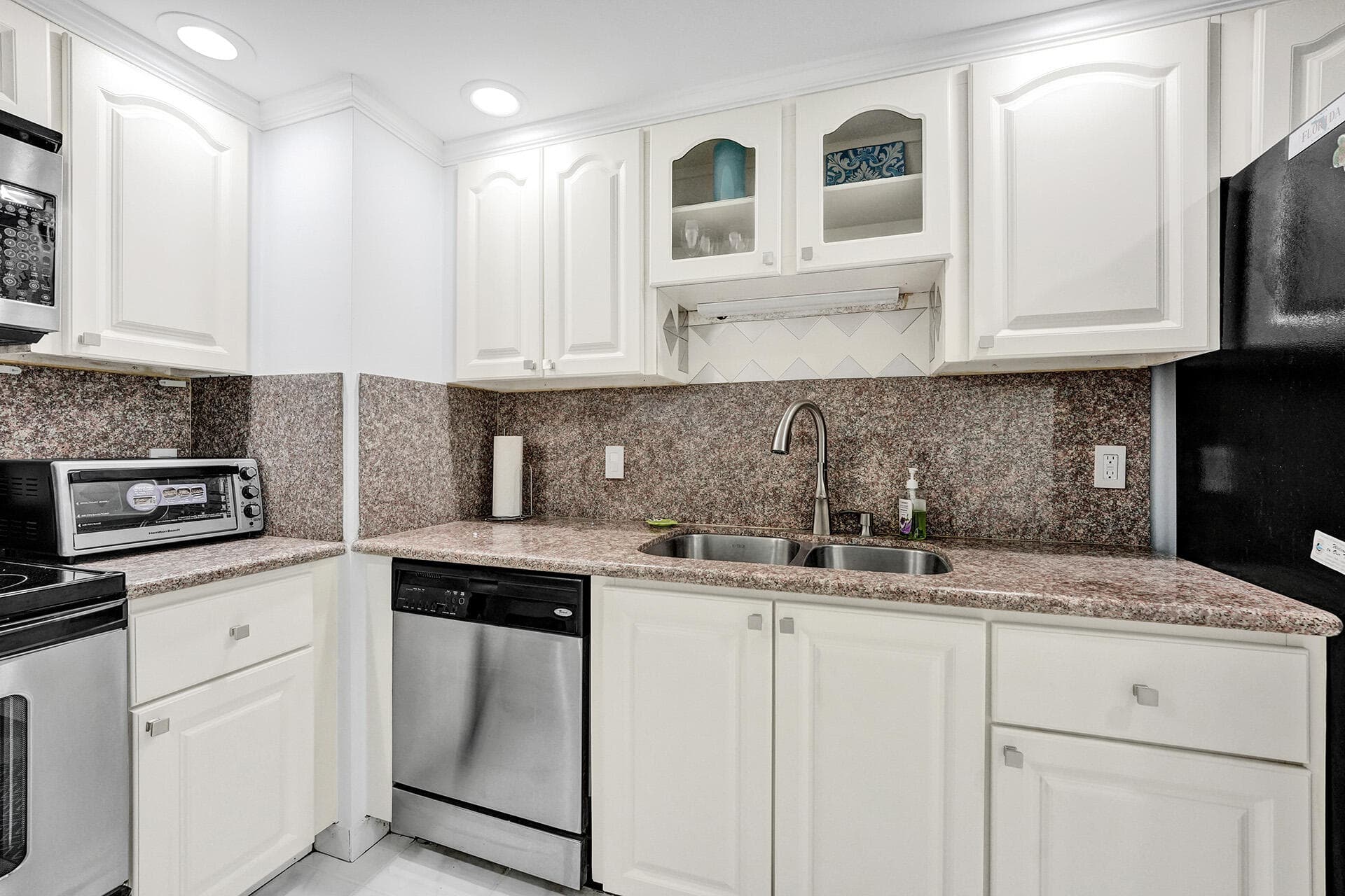 5600 N Flagler Drive 805, West Palm Beach, FL 33407 — photo 10 of 37