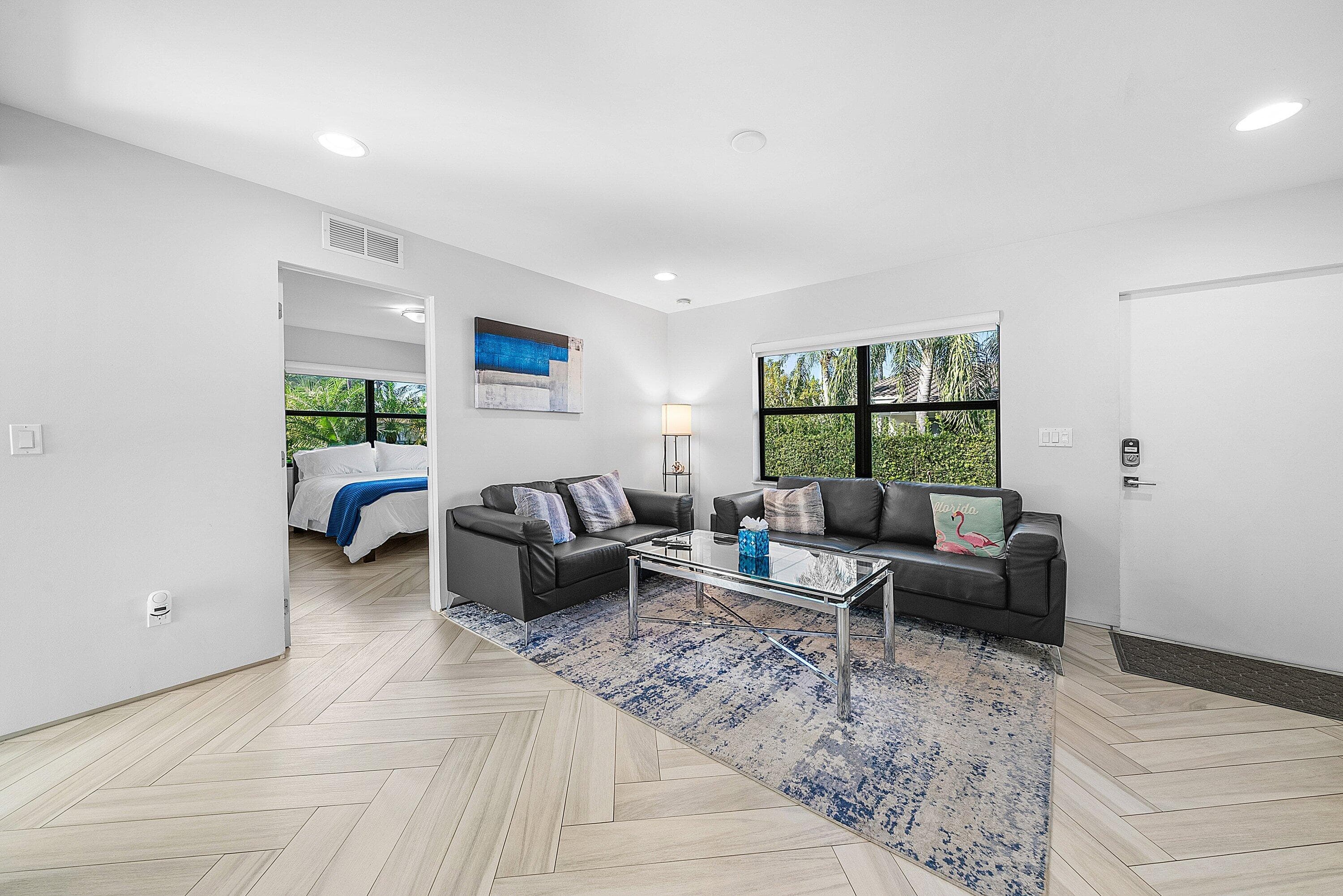 215 N Swinton Avenue, Delray Beach, FL 33444 — photo 8 of 50