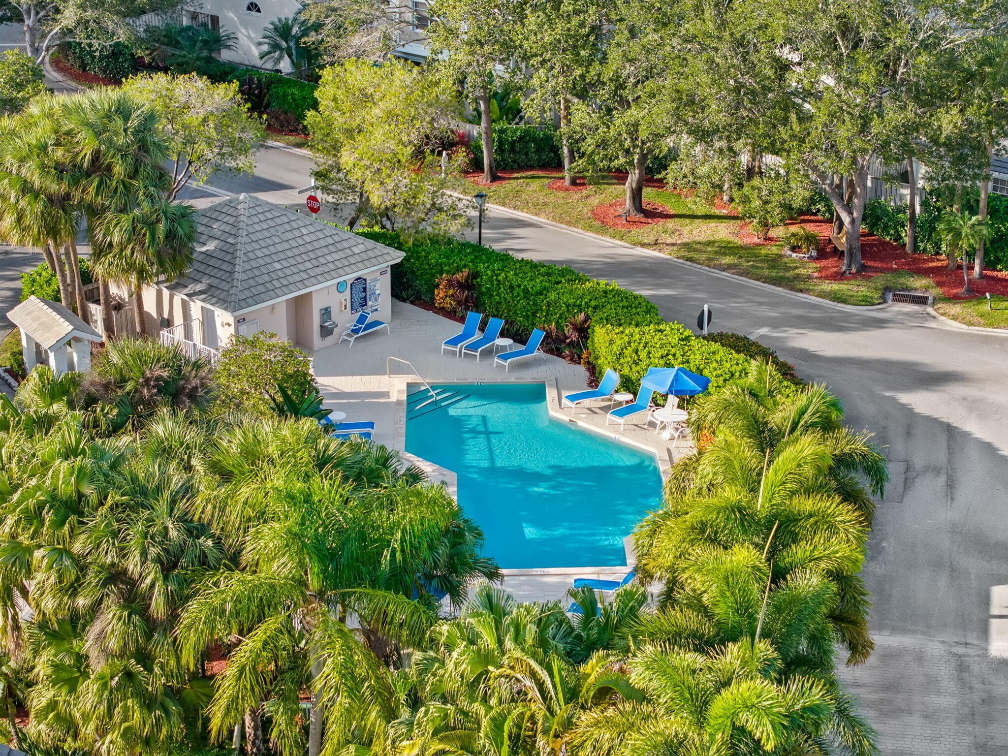 28 Governors Court, Palm Beach Gardens, FL 33418 — photo 33 of 33
