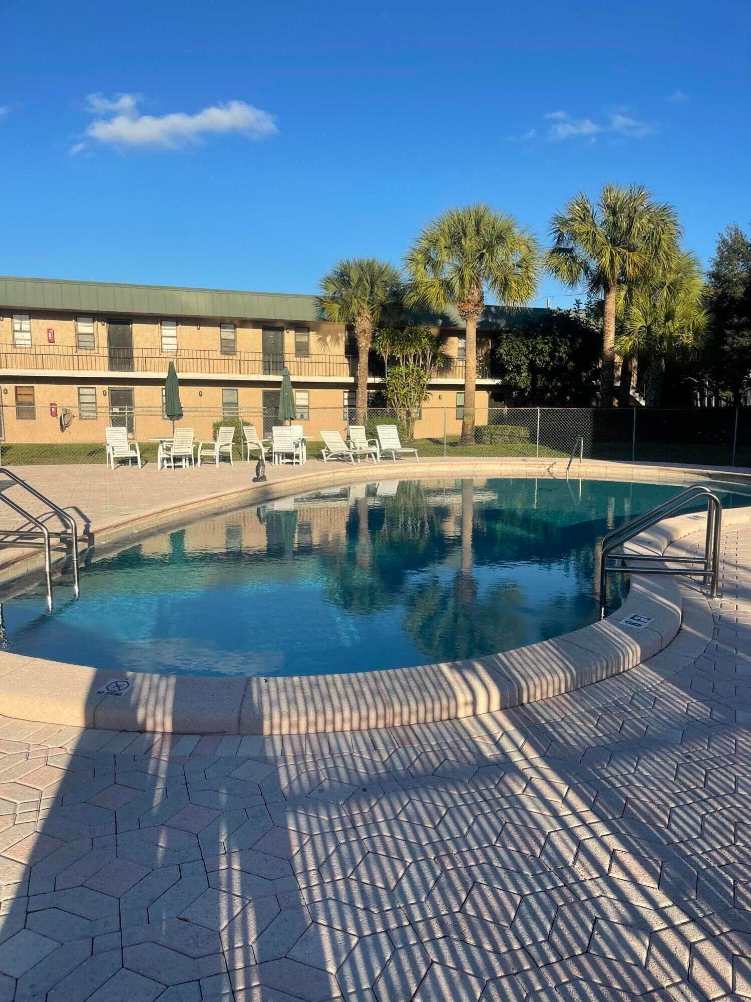 1081 SE Monterey Road 3-31, Stuart, FL 34994 — photo 3 of 12