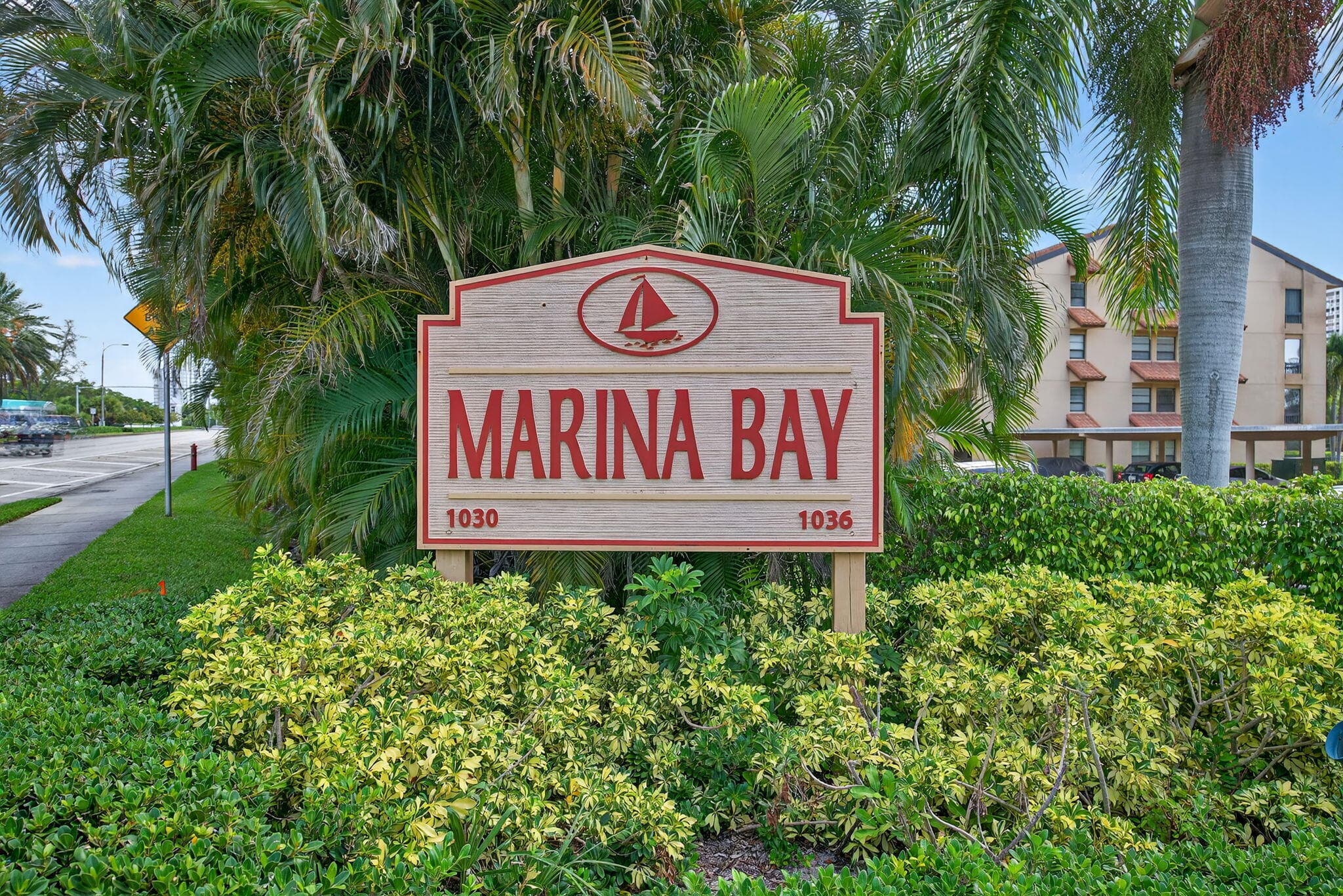 1030 Us Highway 1 413, North Palm Beach, FL 33408 — photo 3 of 48