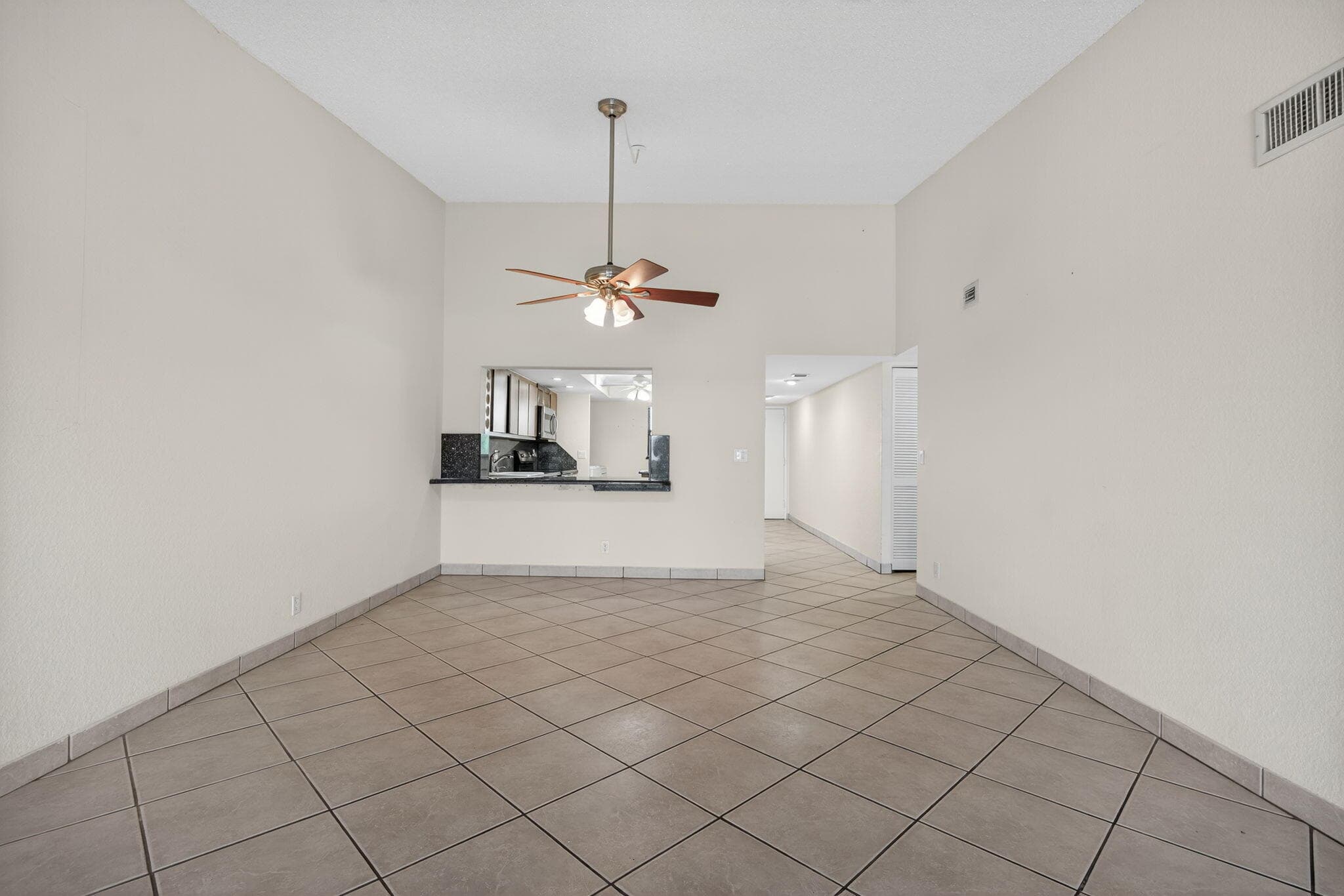 1030 Us Highway 1 413, North Palm Beach, FL 33408 — photo 11 of 48