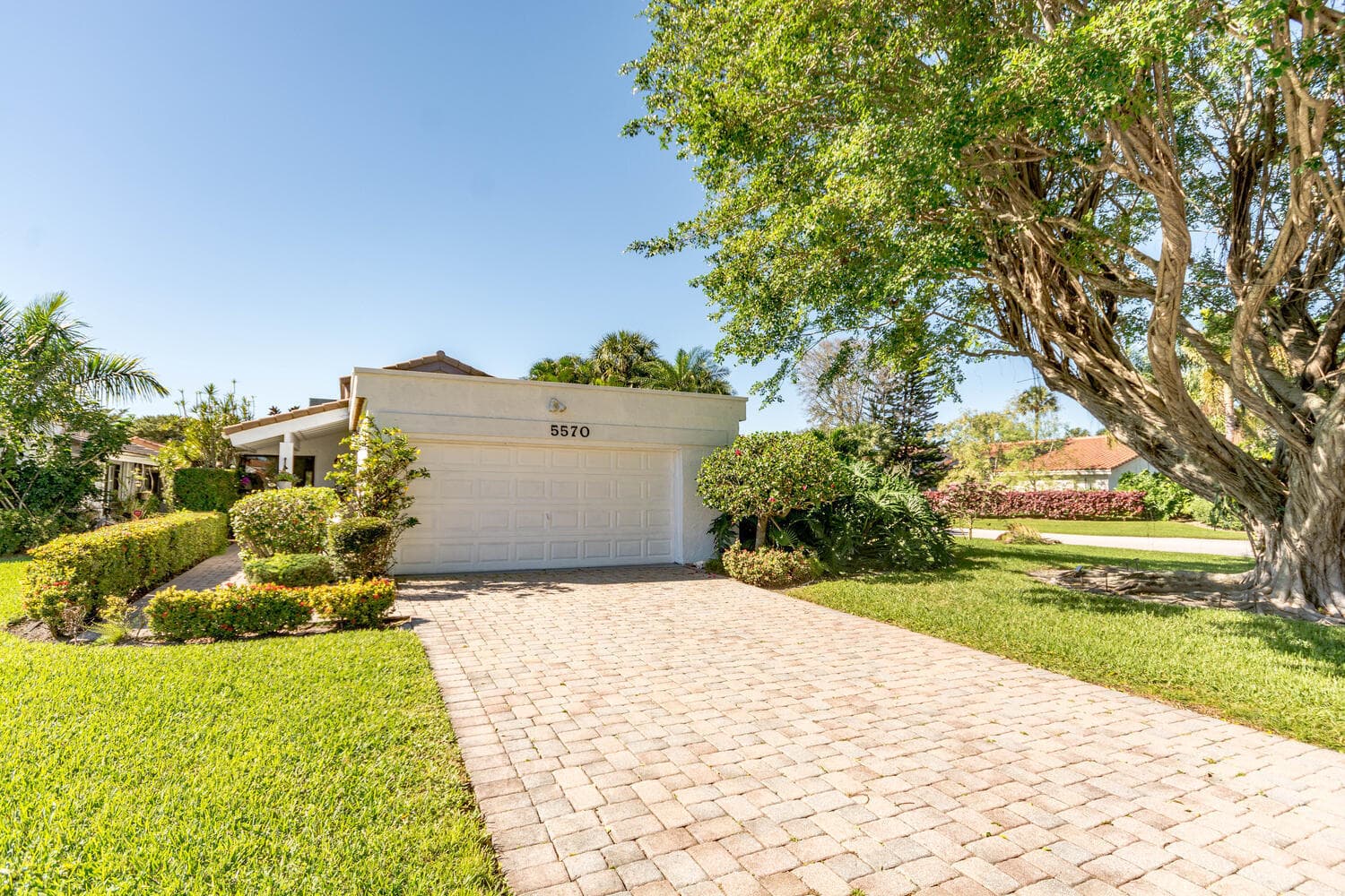 5570 Piping Rock Drive, Boynton Beach, FL 33437 — photo 3 of 32