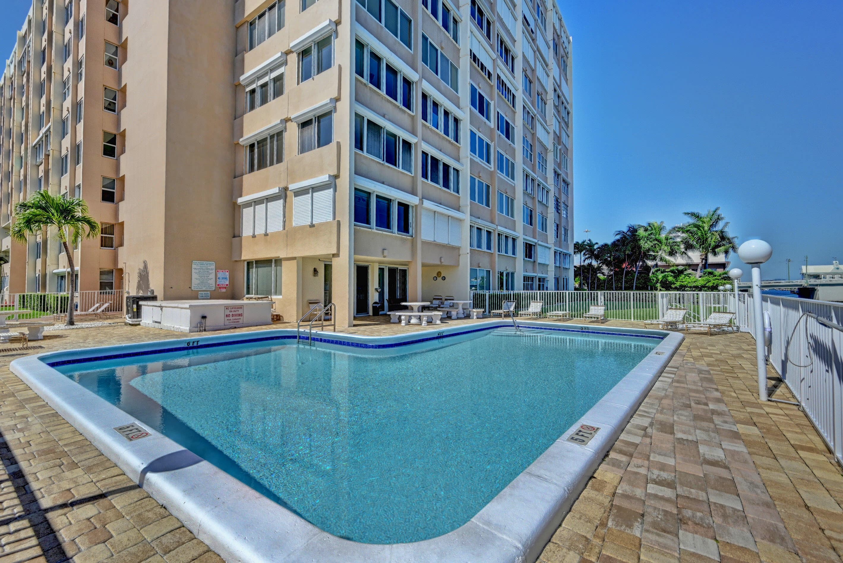 3100 NE 49th Street 206, Fort Lauderdale, FL 33308 — photo 40 of 40