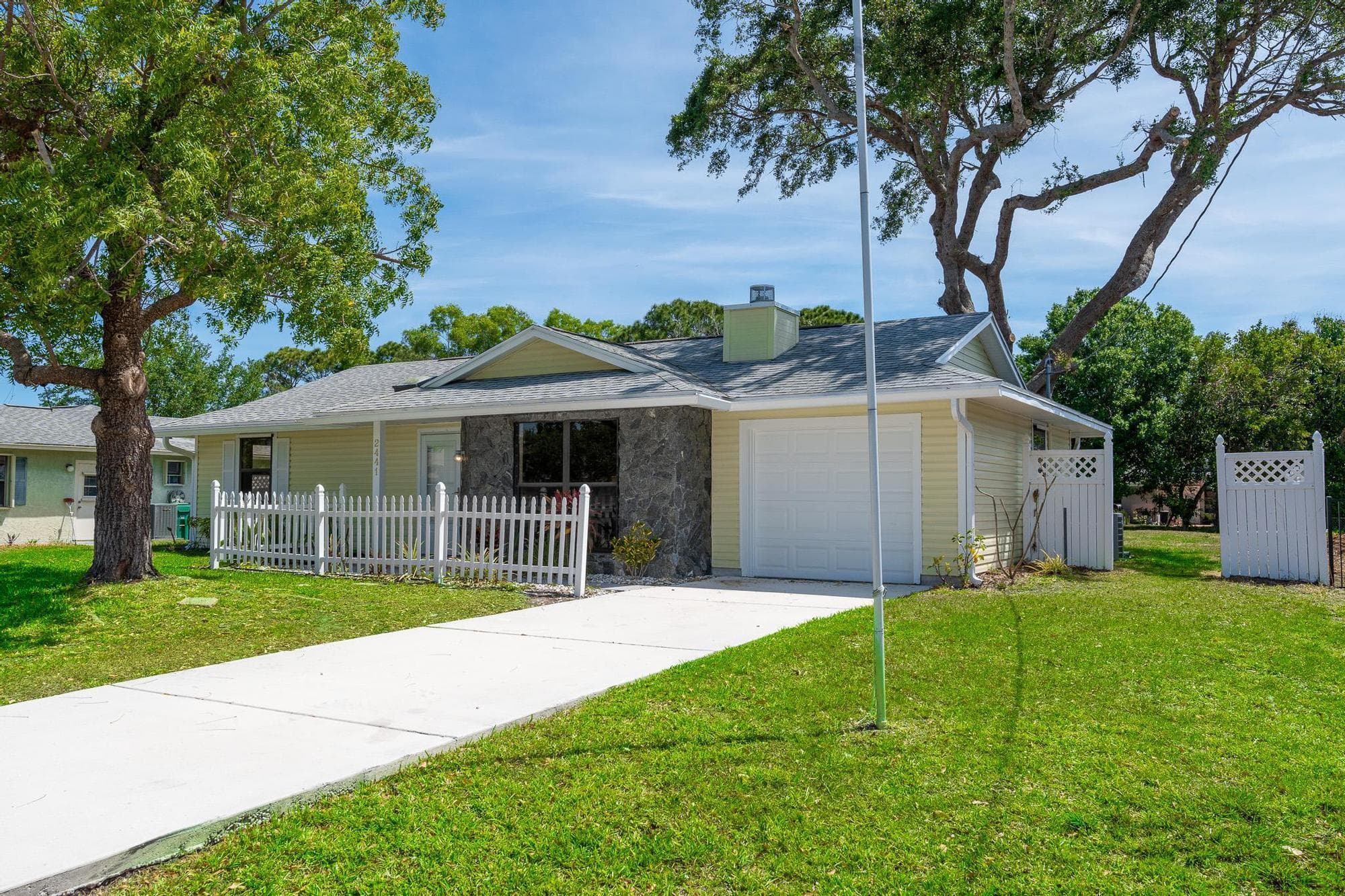 2441 SE Avalon Road, Port St. Lucie, FL 34952 — photo 39 of 43