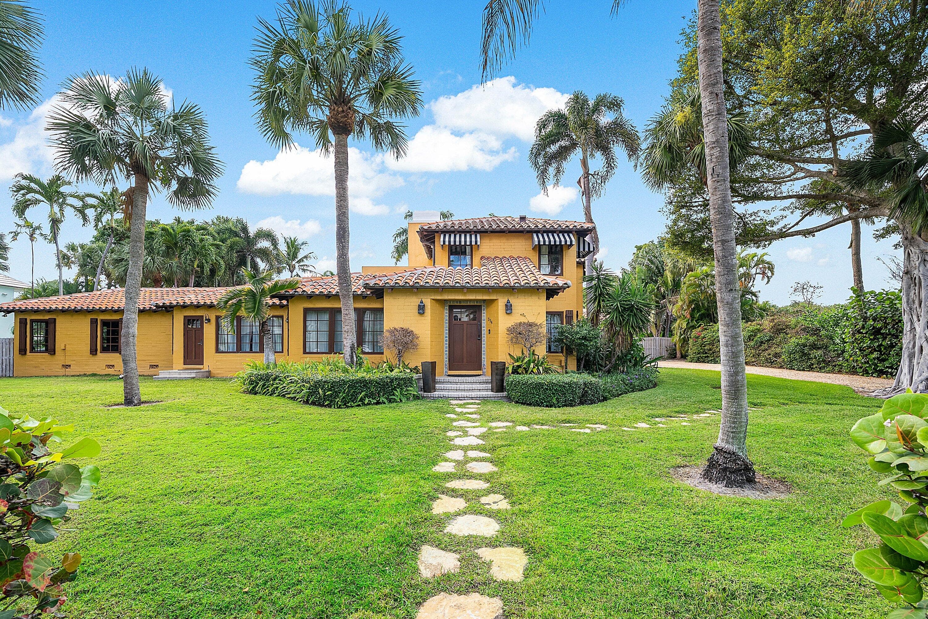 334 Palm Trail, Delray Beach, FL 33483 — photo 6 of 35