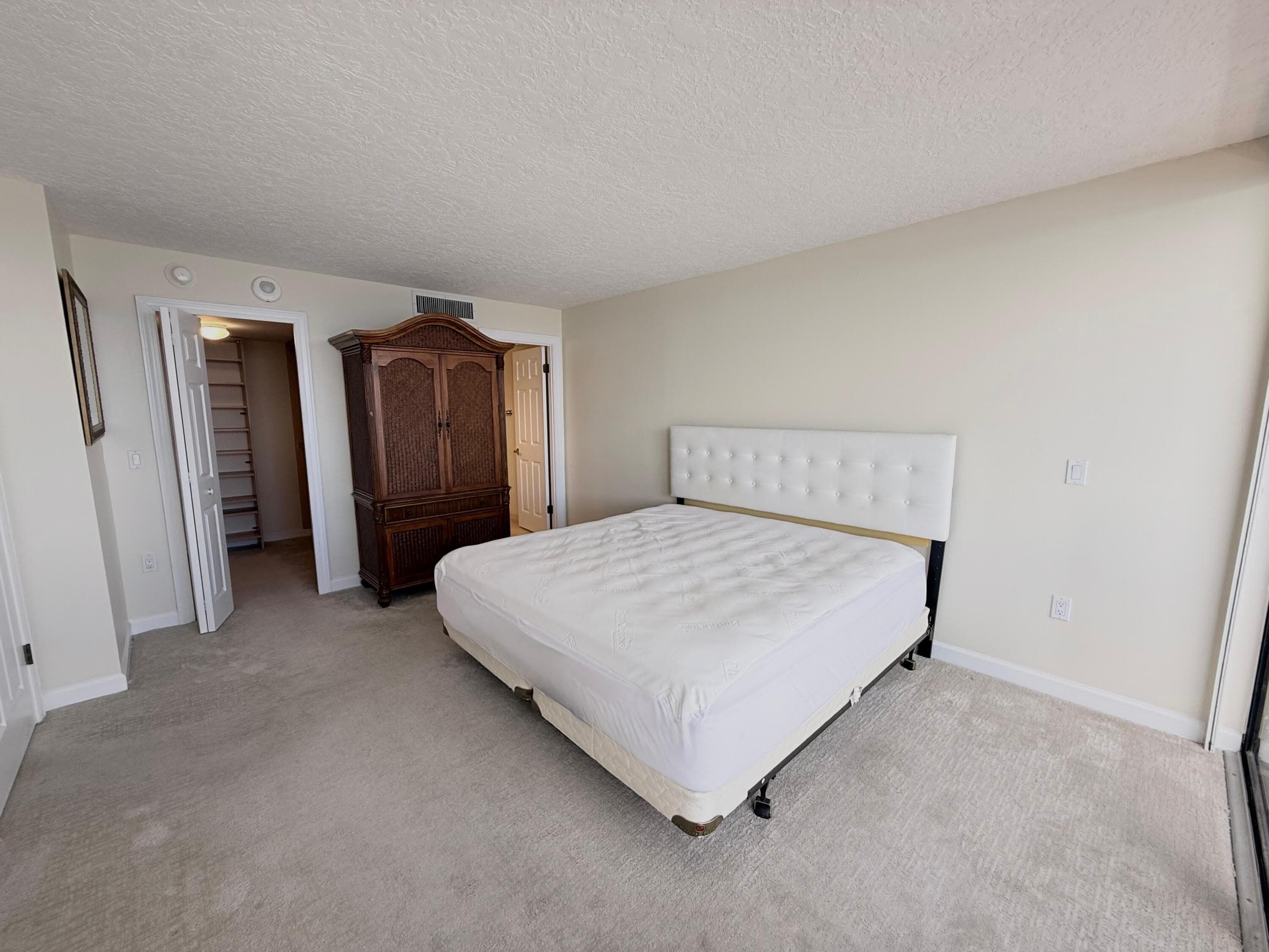 5600 N Flagler Drive 2209, West Palm Beach, FL 33407 — photo 21 of 45