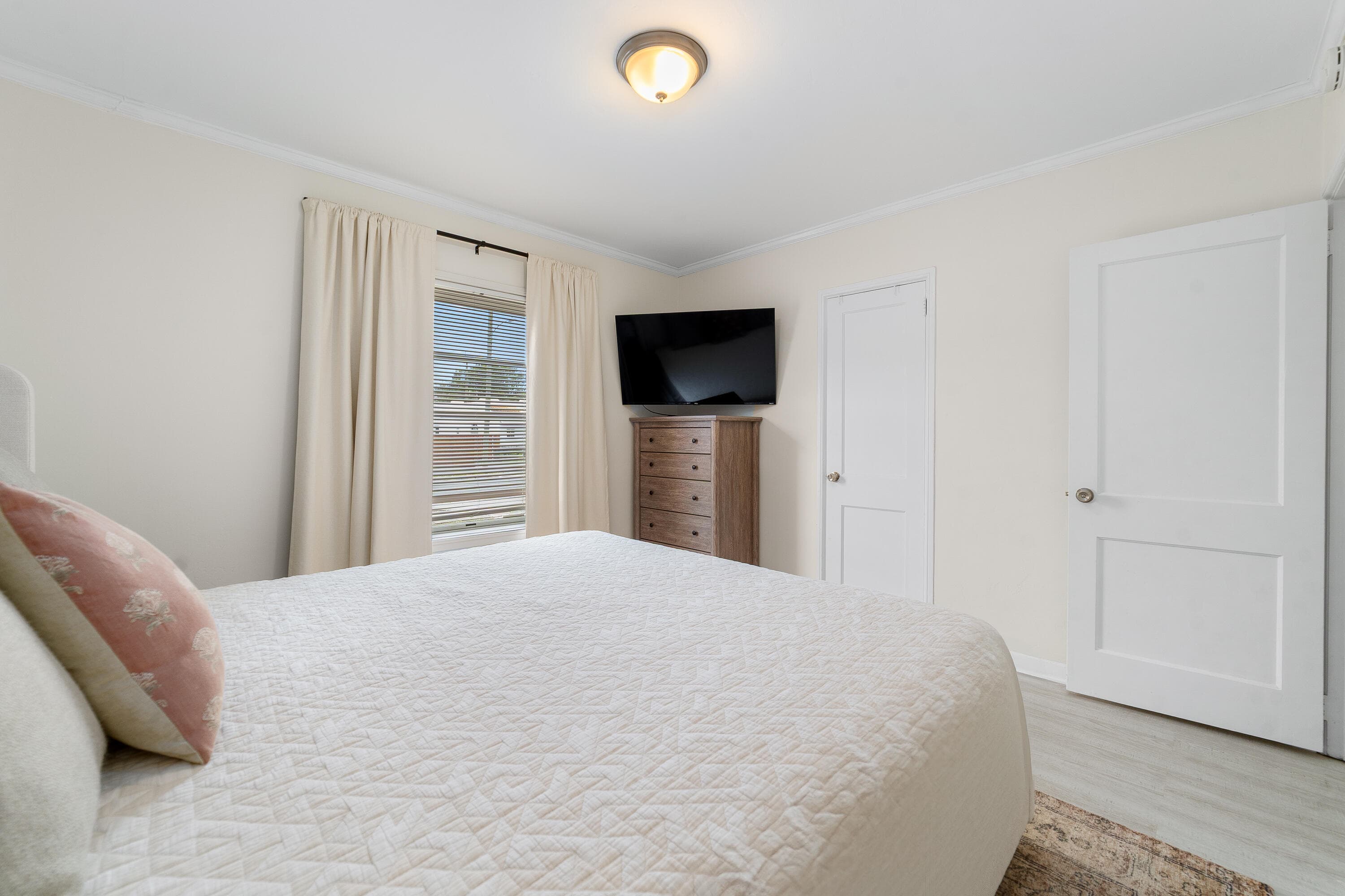 719 Valley Forge Road, West Palm Beach, FL 33405 — photo 10 of 29