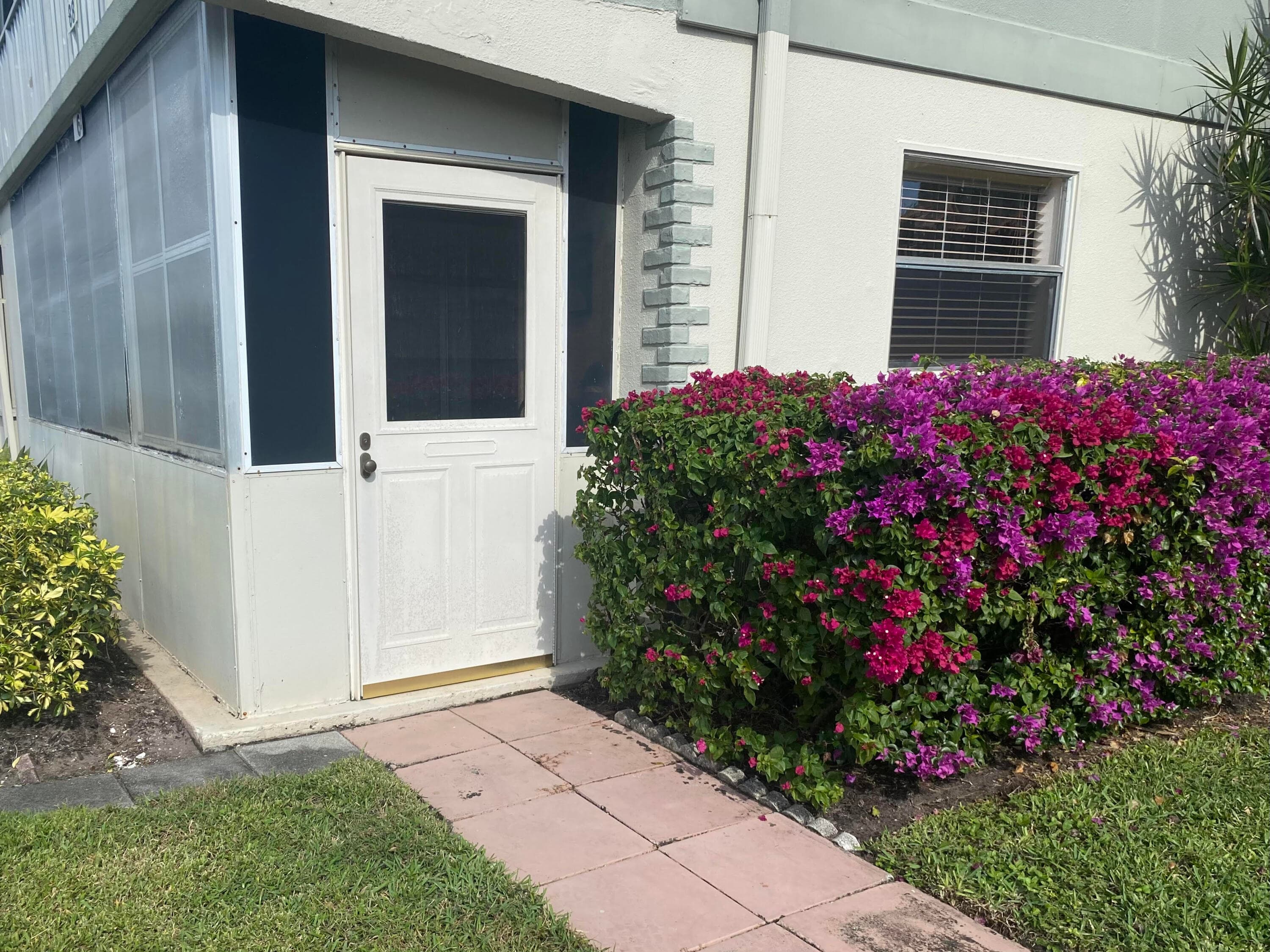 64 Flanders B 64, Delray Beach, FL 33484 — photo 20 of 36