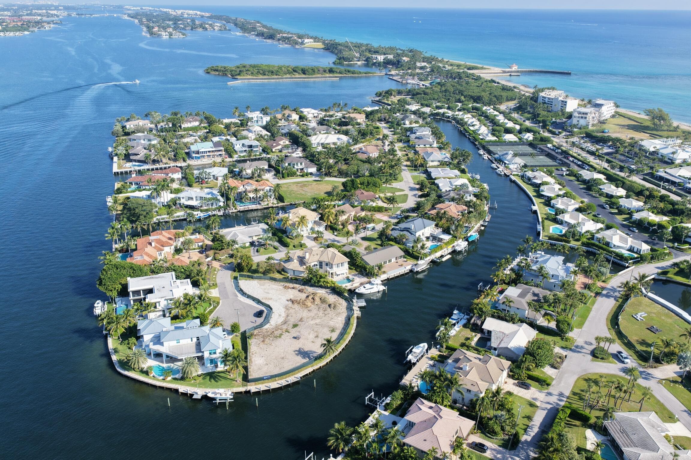 92 Island Drive S, Ocean Ridge, FL 33435 — photo 13 of 34