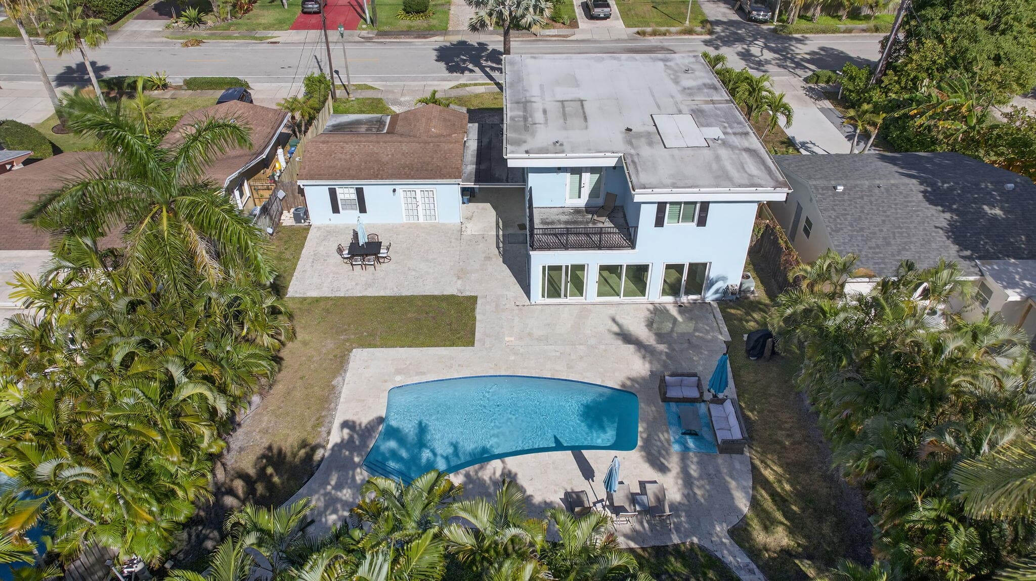 736 NE 34th Court, Oakland Park, FL 33334 — photo 4 of 47