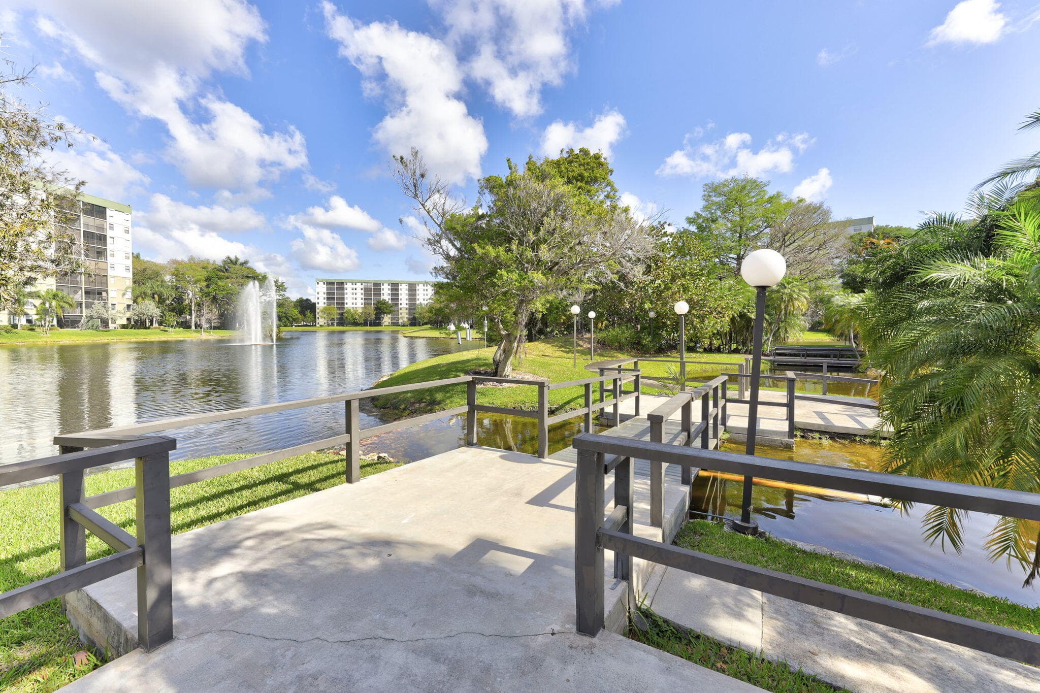 2851 S Palm Aire Drive 407, Pompano Beach, FL 33069 — photo 32 of 35