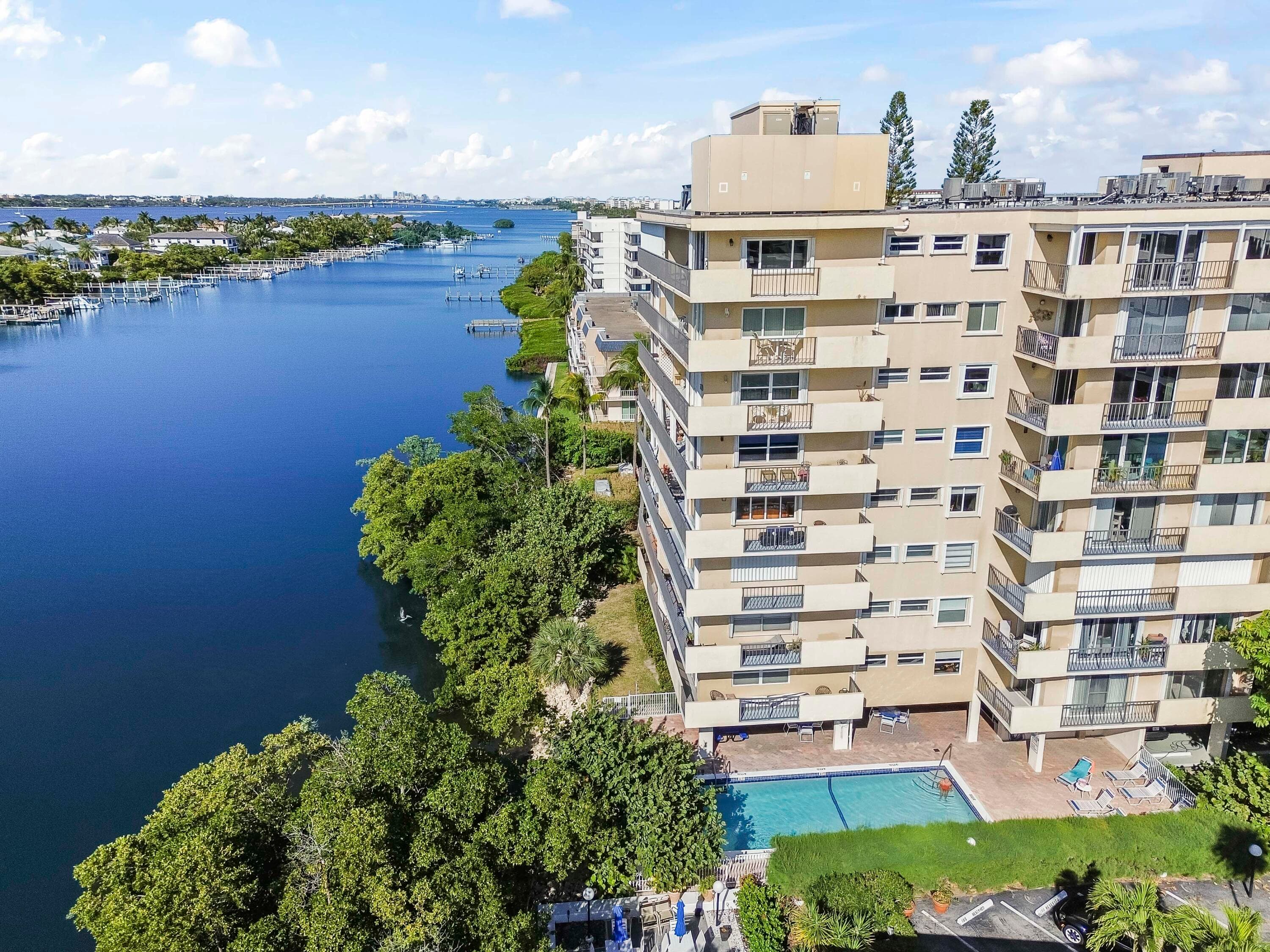 3581 S Ocean Boulevard 2d, South Palm Beach, FL 33480 — photo 1 of 35
