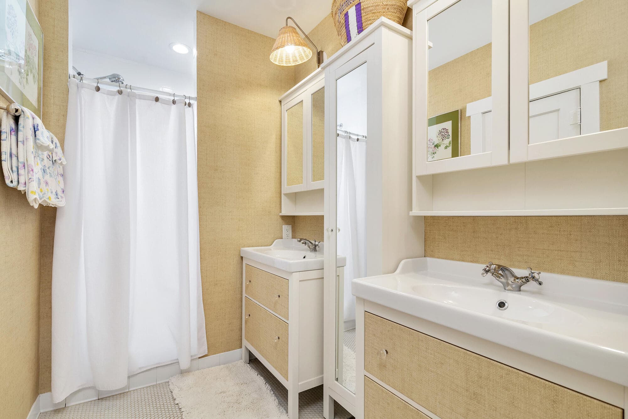 3213 Vincent Road, West Palm Beach, FL 33405 — photo 10 of 23