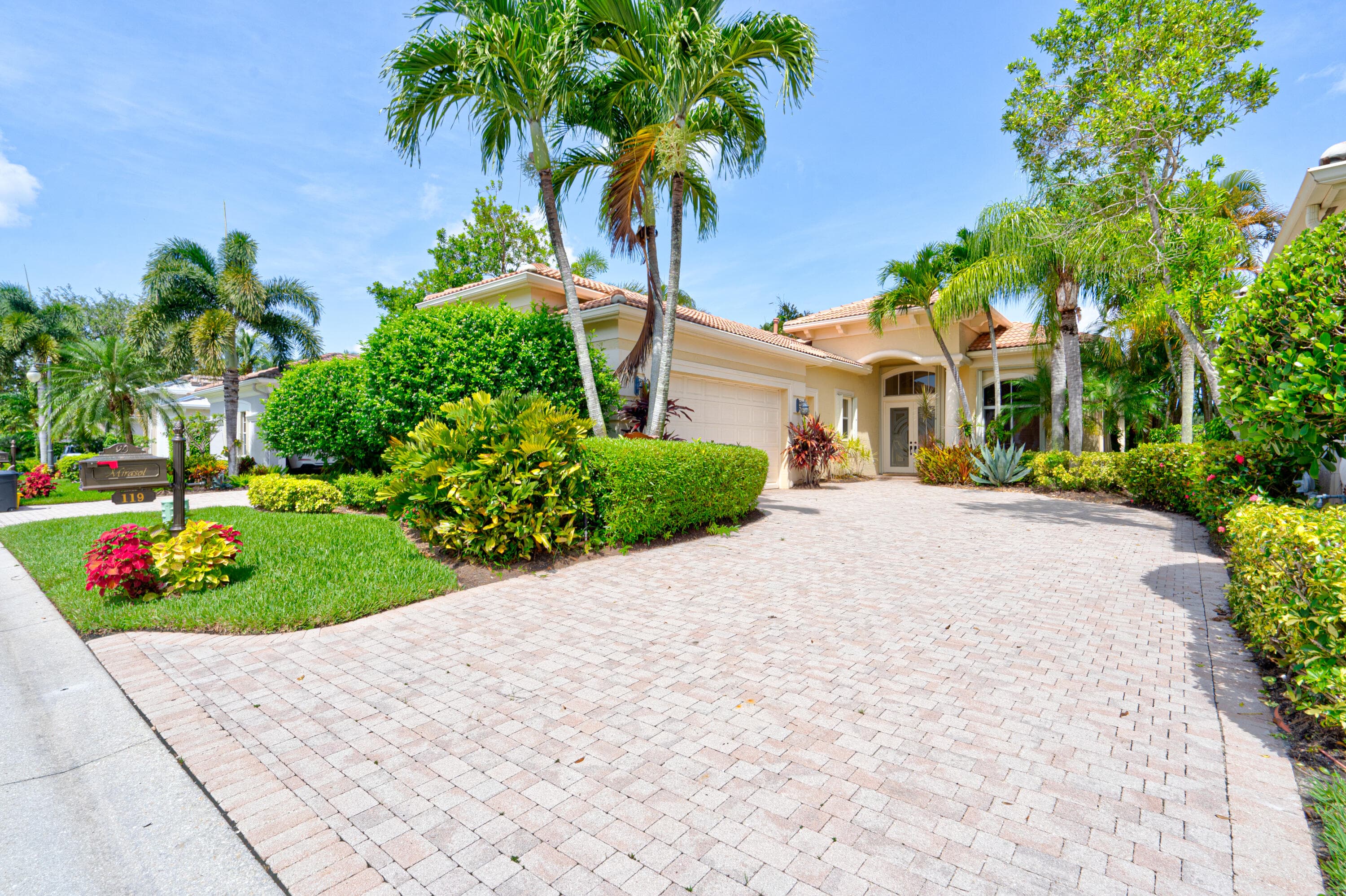 119 Esperanza Way, Palm Beach Gardens, FL 33418 — photo 15 of 63