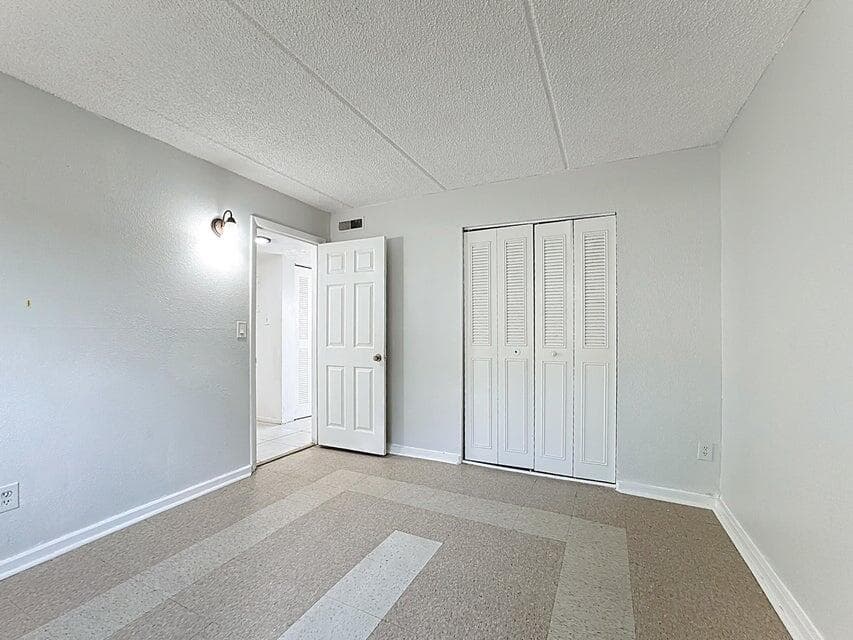 Xx 694 Michigan Court, St. Cloud, FL 34769 — photo 16 of 17