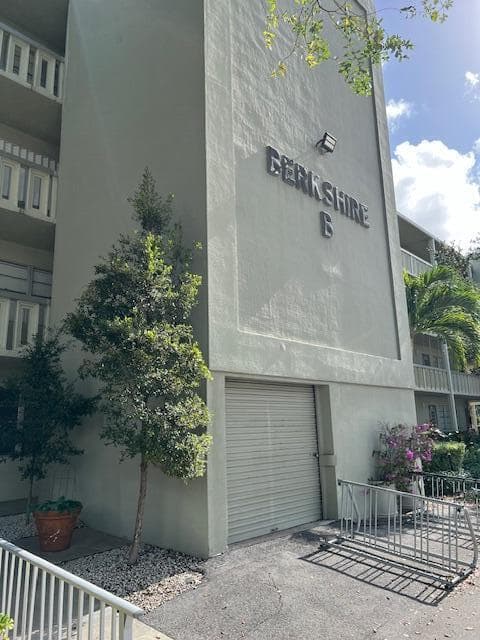 1027 Berkshire B, Deerfield Beach, FL 33442 — photo 11 of 18