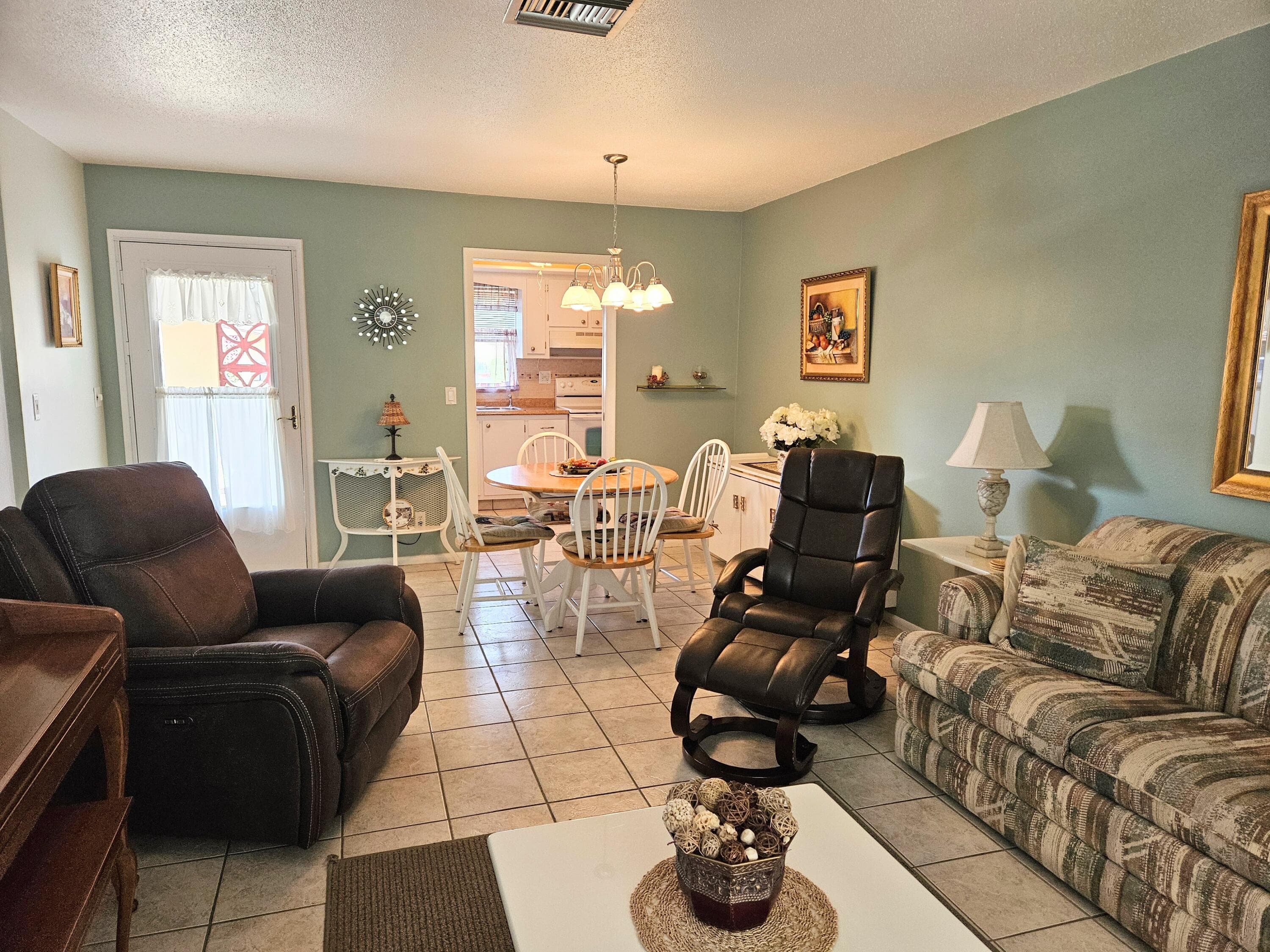 2950 Crosley Drive E D, West Palm Beach, FL 33415 — photo 3 of 24