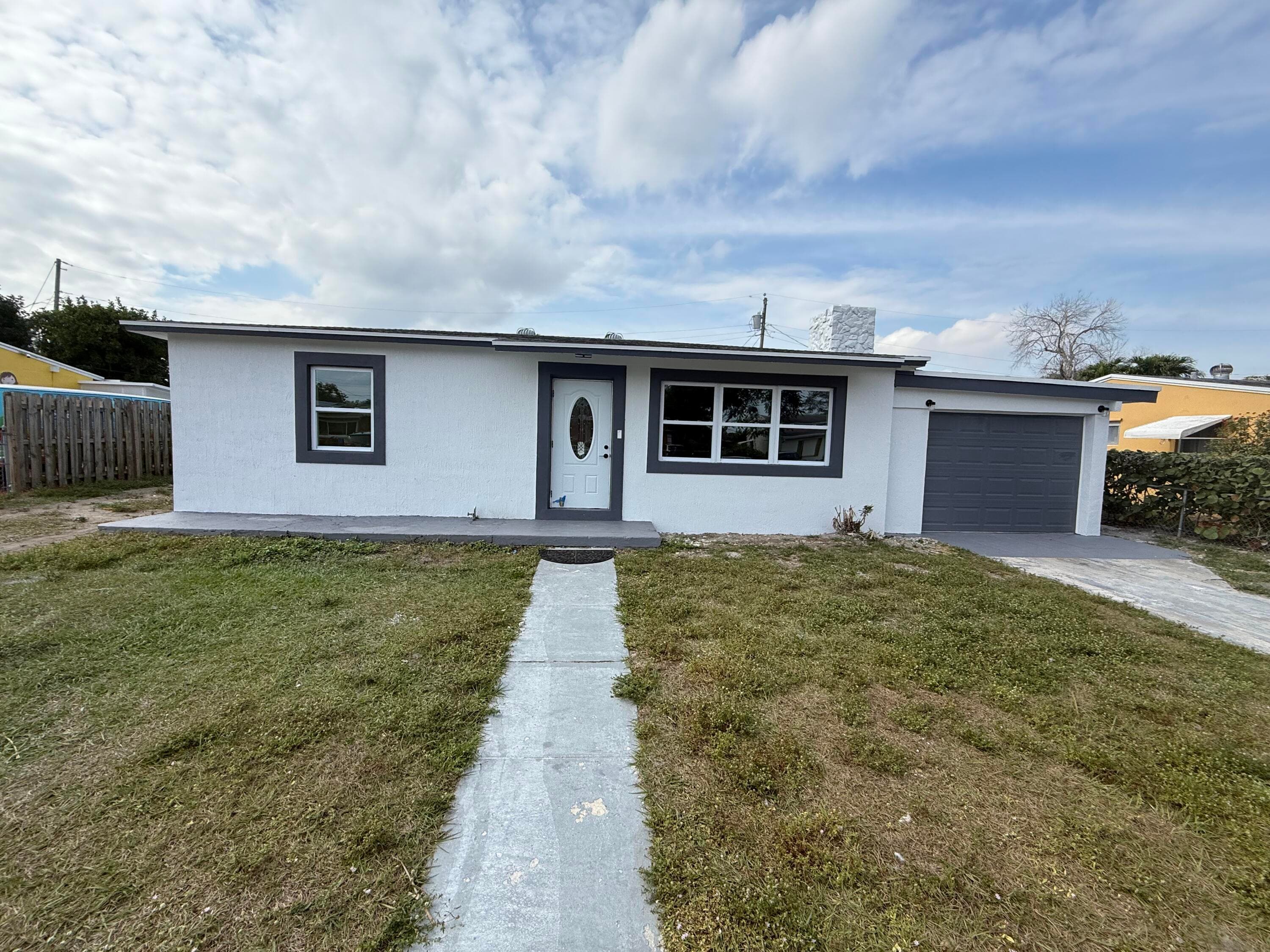 2353 S Beech Rd Road, West Palm Beach, FL 33409 — photo 1 of 16