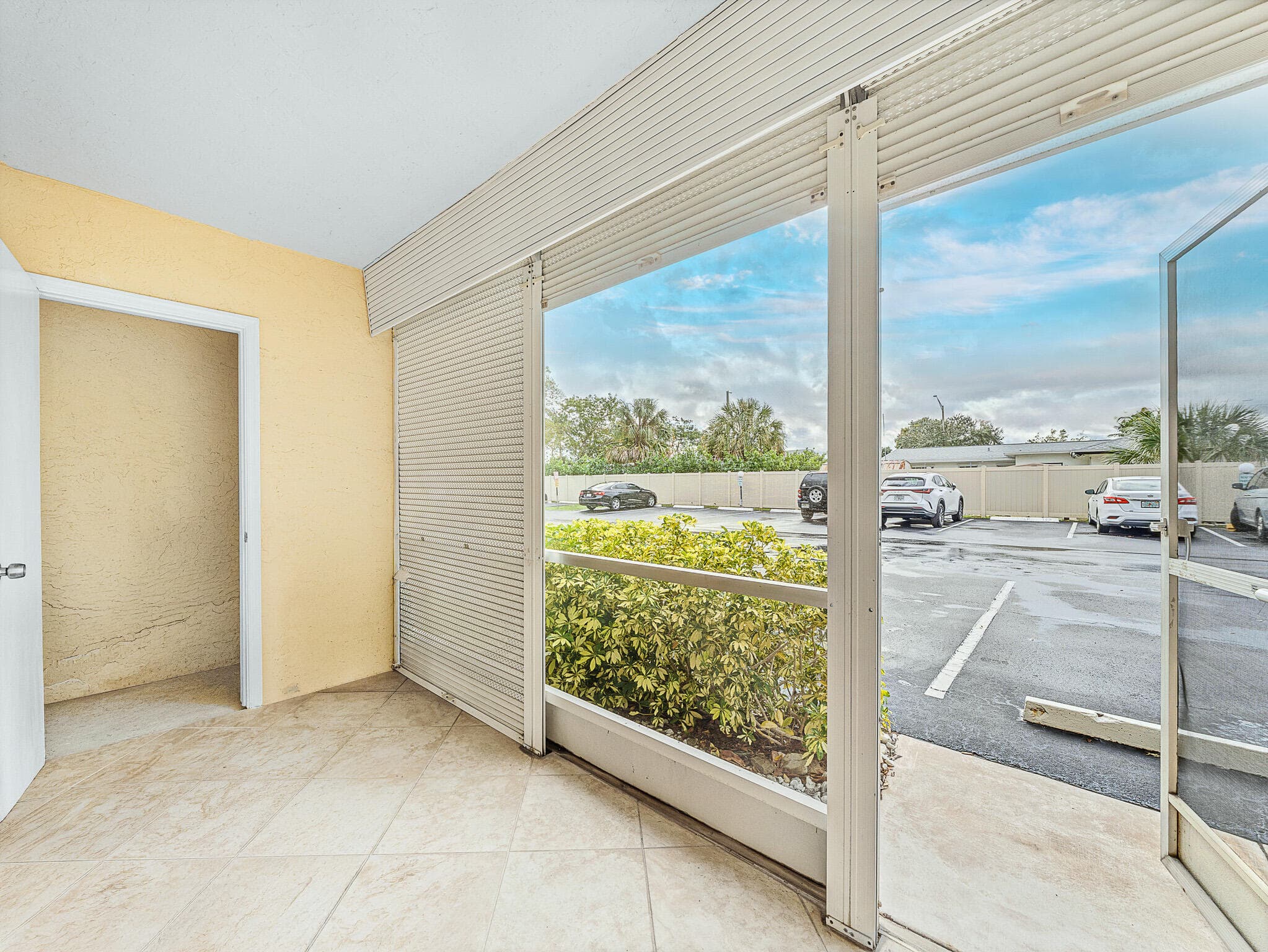 959 SE 2nd Avenue 118, Deerfield Beach, FL 33441 — photo 24 of 42