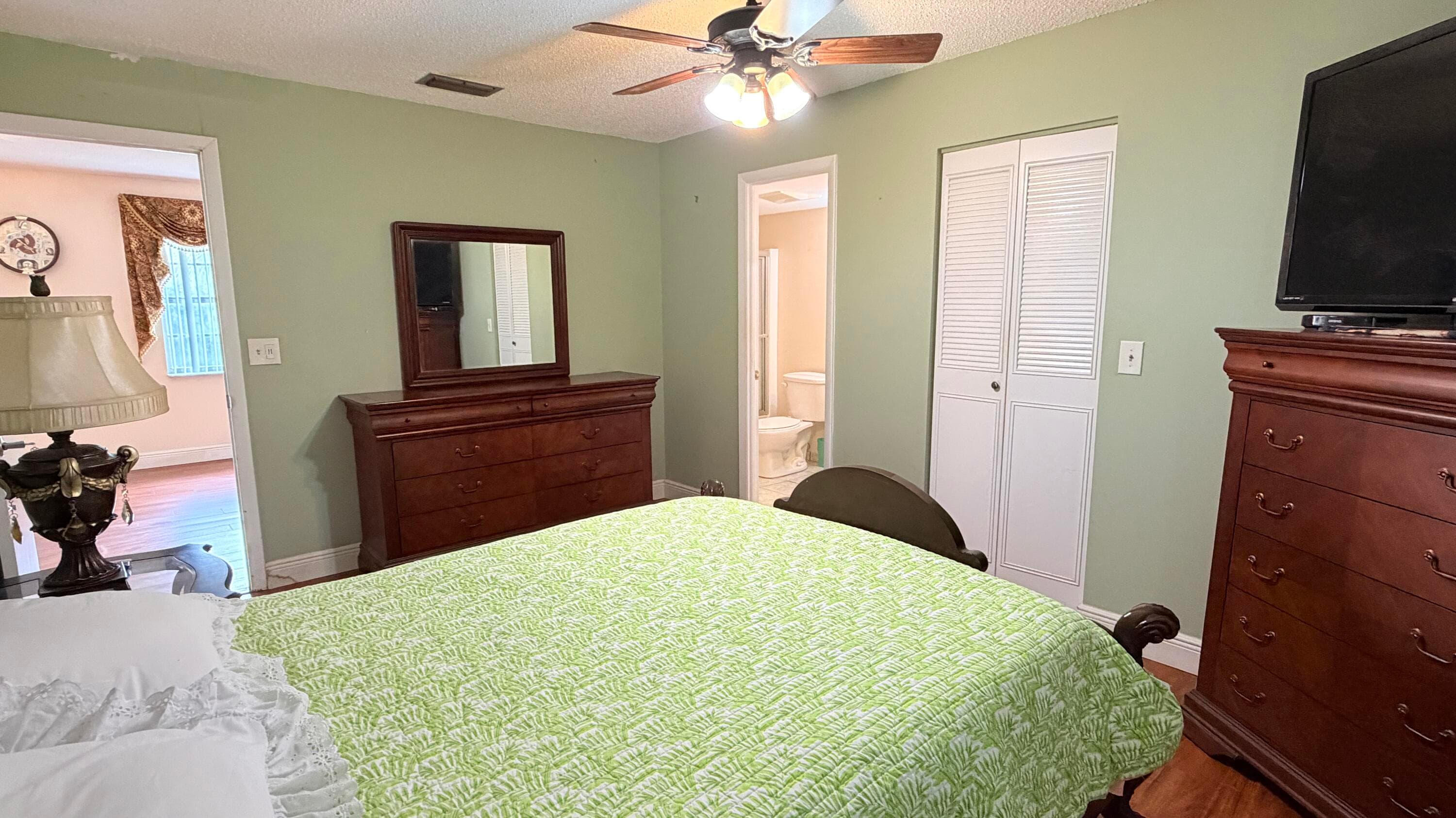 320 Lake Dora Drive 320, West Palm Beach, FL 33411 — photo 8 of 19