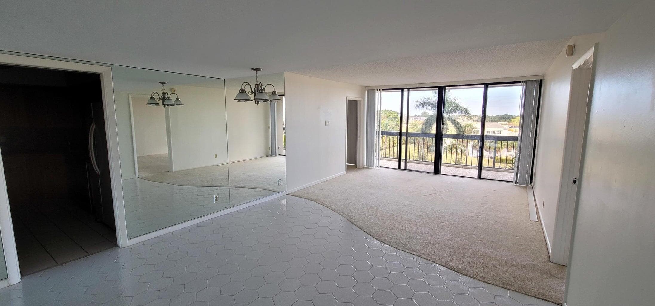 2425 Presidential Way 402, West Palm Beach, FL 33401 — photo 5 of 26