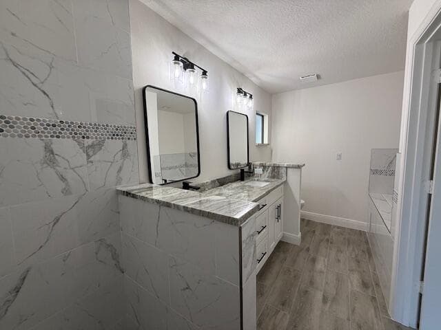 554 Fellenz Street SW, Palm Bay, FL 32908 — photo 2 of 13