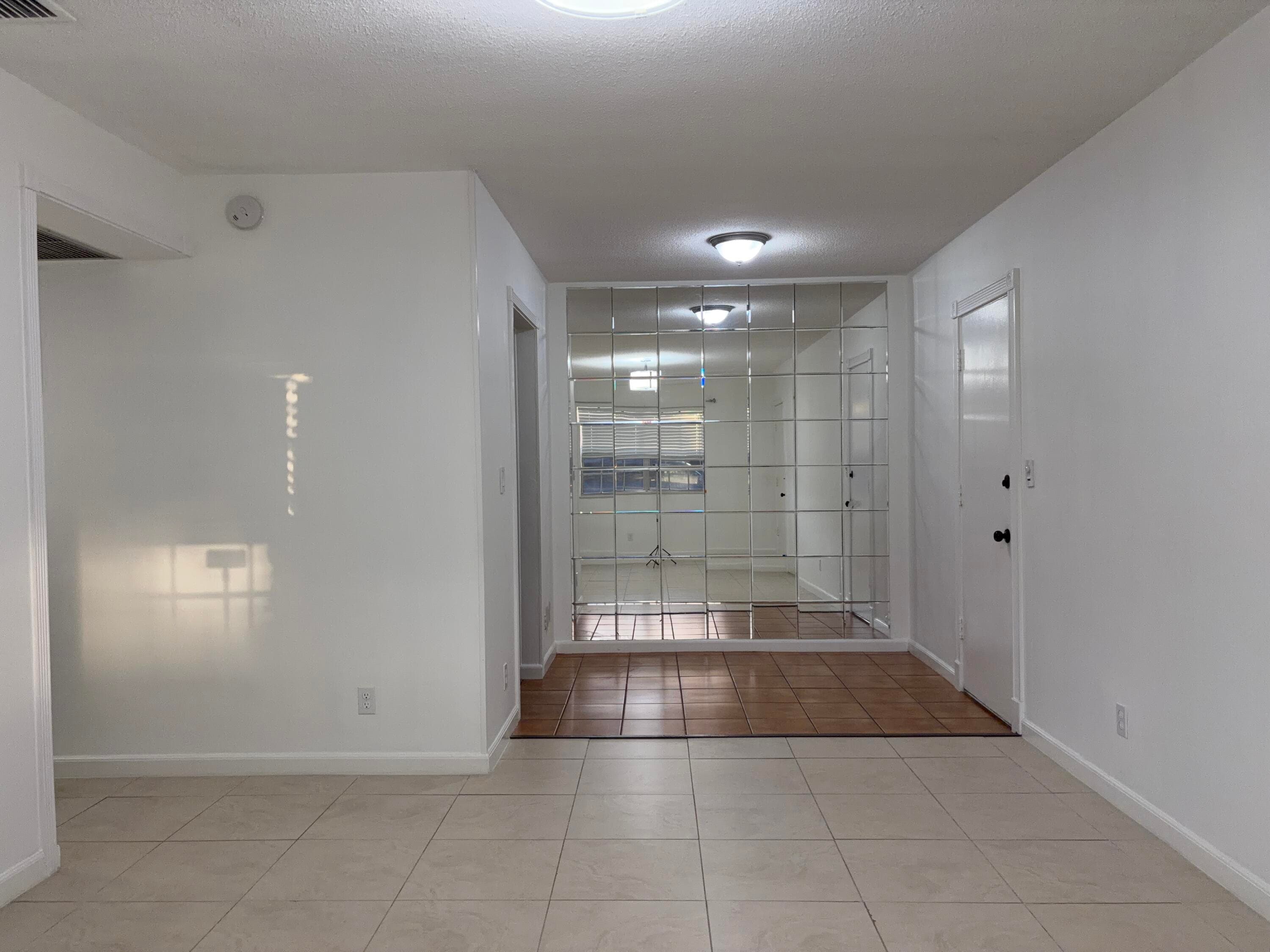 298 SW 6th Street 109, Boca Raton, FL 33432 — photo 5 of 39