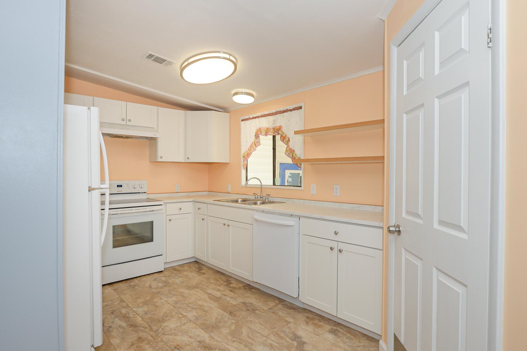 522 Hemingway Terrace, Fort Pierce, FL 34982 — photo 12 of 53