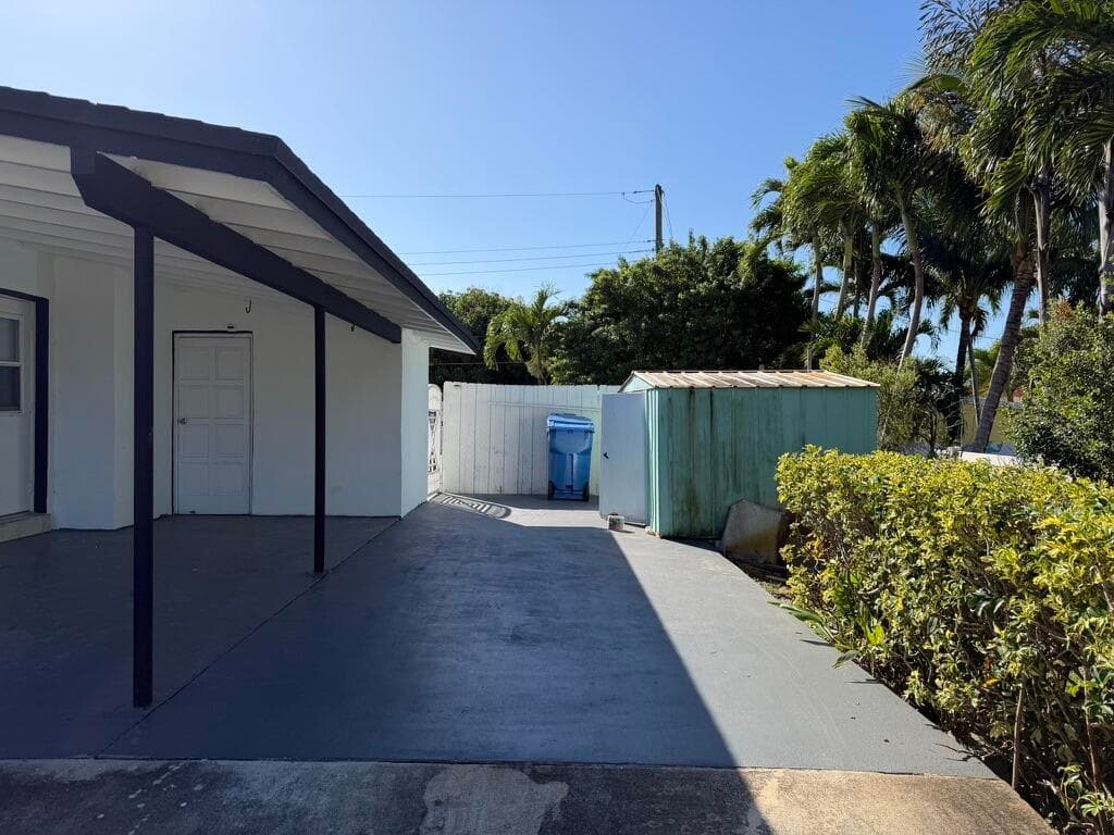1014 W Drew Street, Lantana, FL 33462 — photo 21 of 35