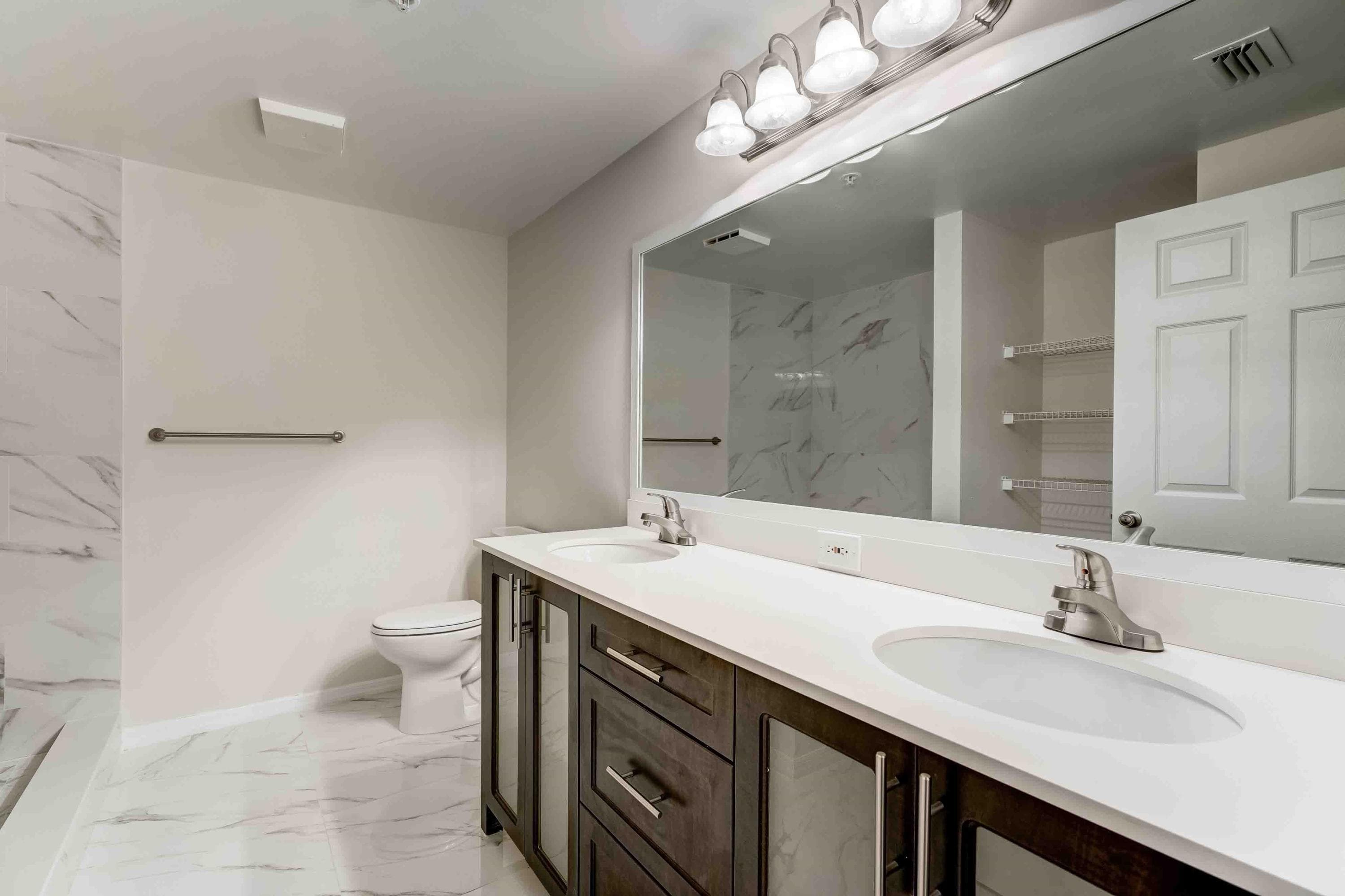 4685 N Haverhill Road A8, West Palm Beach, FL 33417 — photo 5 of 33