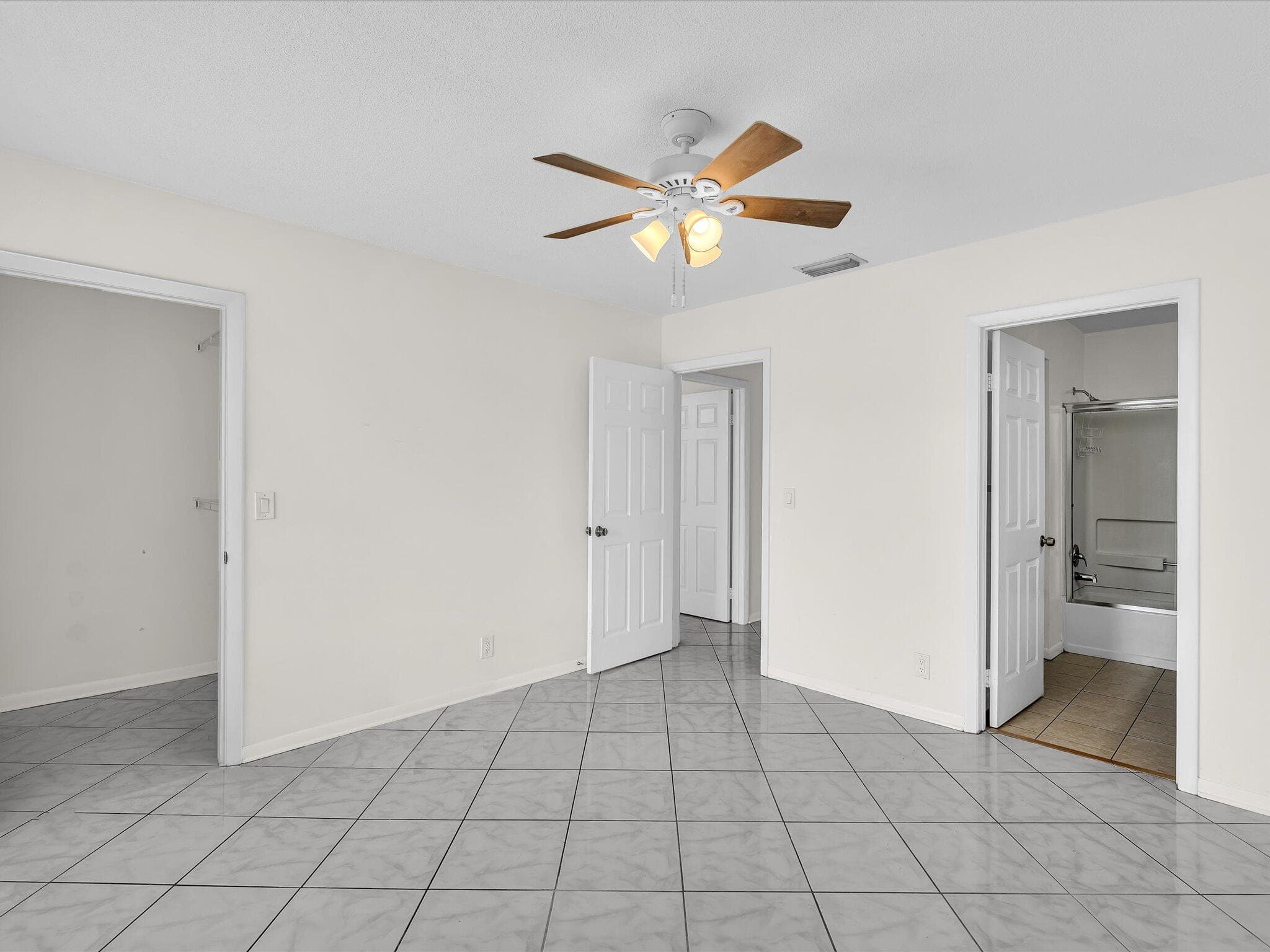 815 W Boynton Beach Boulevard 16-205, Boynton Beach, FL 33426 — photo 31 of 58
