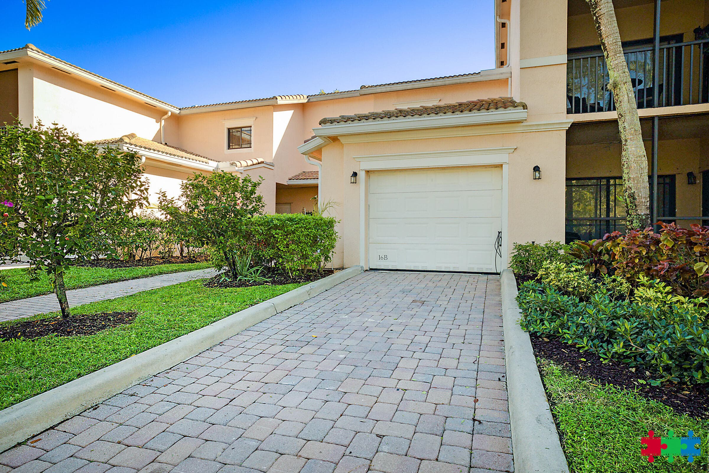 2916 Tuscany Court 104, Palm Beach Gardens, FL 33410 — photo 2 of 41