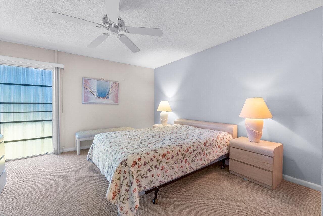2 Golfs Edge D, West Palm Beach, FL 33417 — photo 7 of 31