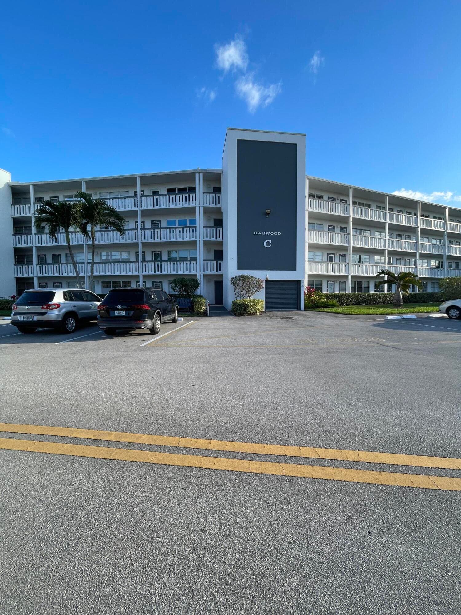 3019 Harwood C 3019, Deerfield Beach, FL 33442 — photo 2 of 50