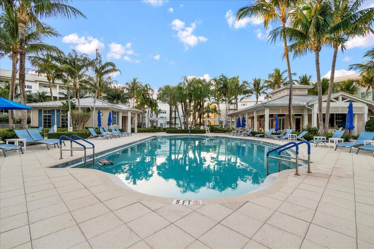 144 Bay Colony Drive N Penthouse, Juno Beach, FL 33408 — photo 38 of 50