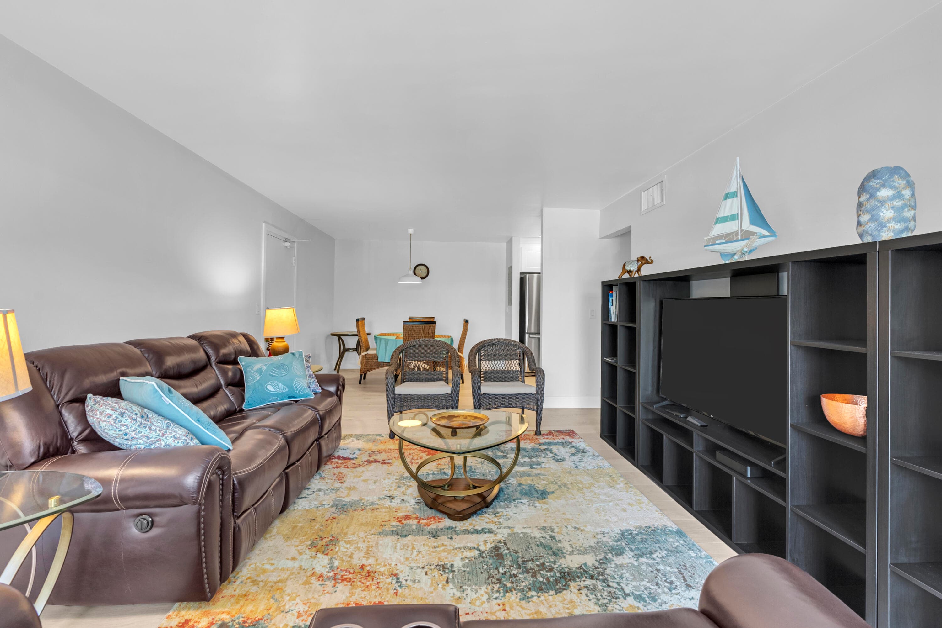 6487 Bay Club Drive 4, Fort Lauderdale, FL 33308 — photo 5 of 49