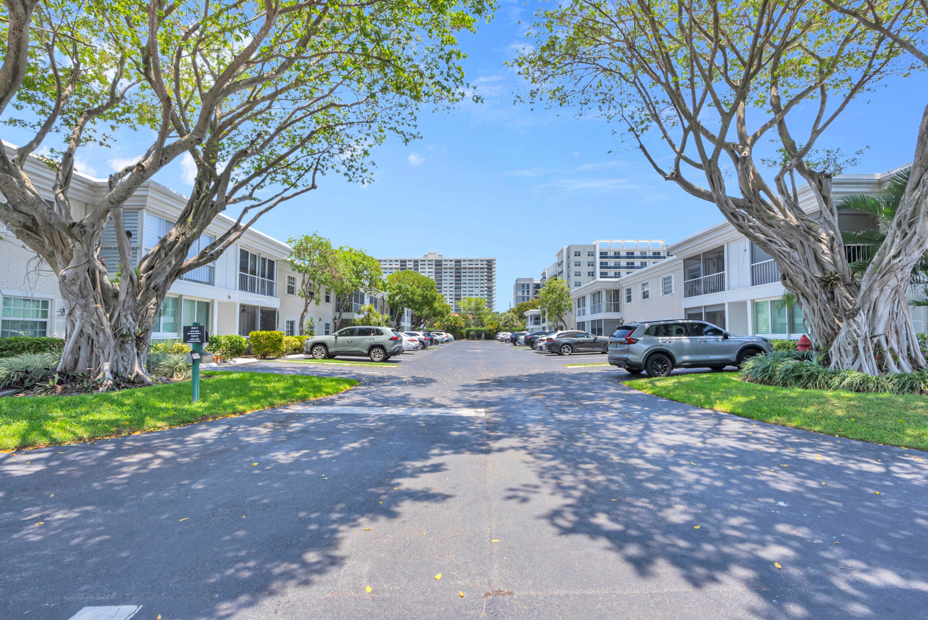 6487 Bay Club Drive 4, Fort Lauderdale, FL 33308 — photo 31 of 49