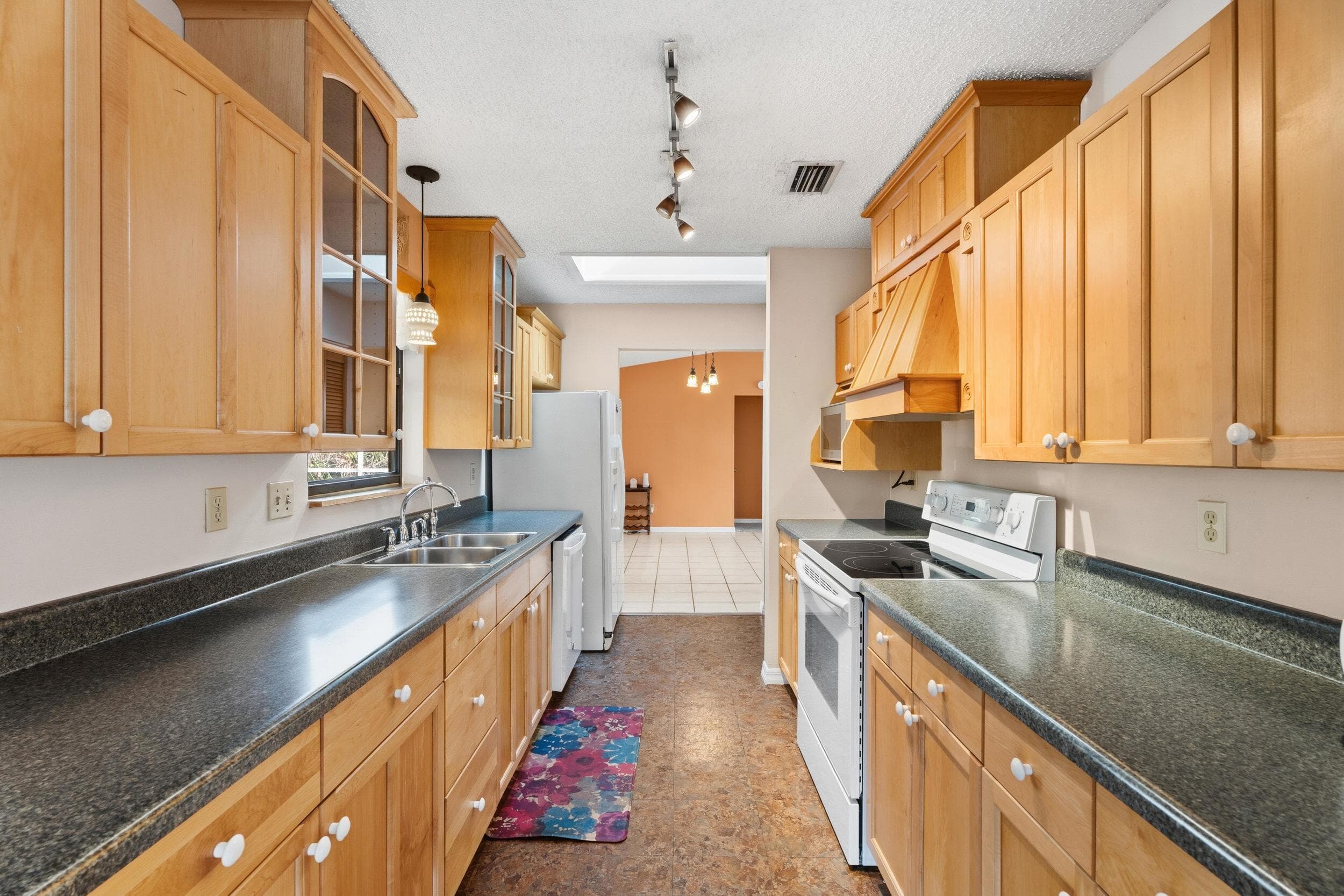 226 Del Monte Road, Sebastian, FL 32958 — photo 12 of 34