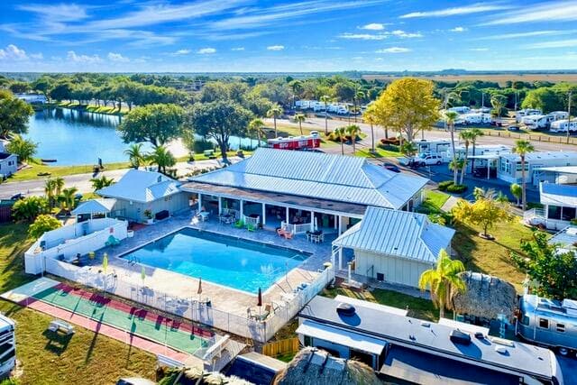 7950 W Hwy 78 Highway, Okeechobee, FL 34974 — photo 1 of 11