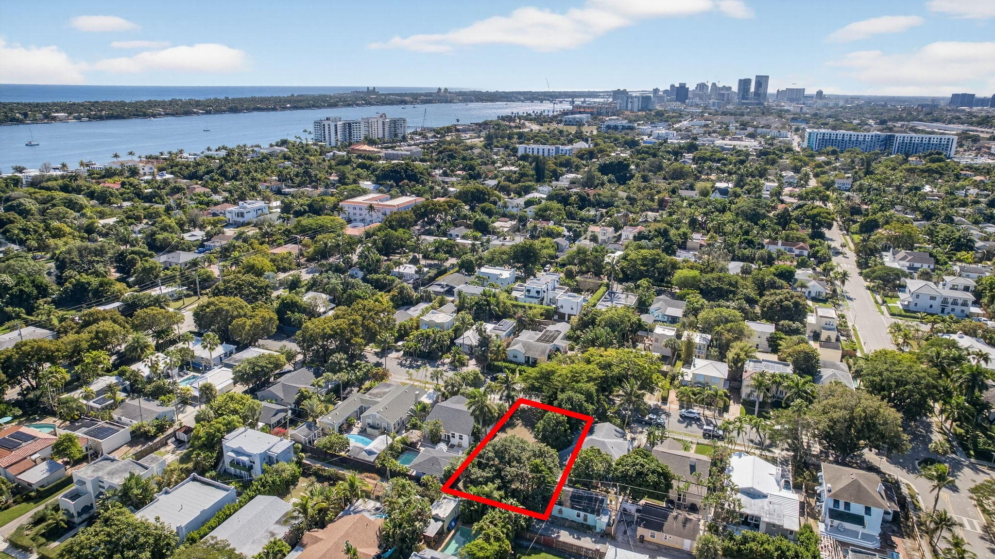 427 32nd Street, West Palm Beach, FL 33407 — photo 3 of 18