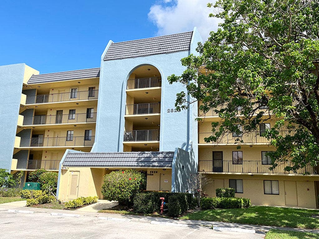2828 Tennis Club Drive 207, West Palm Beach, FL 33417 — photo 7 of 7